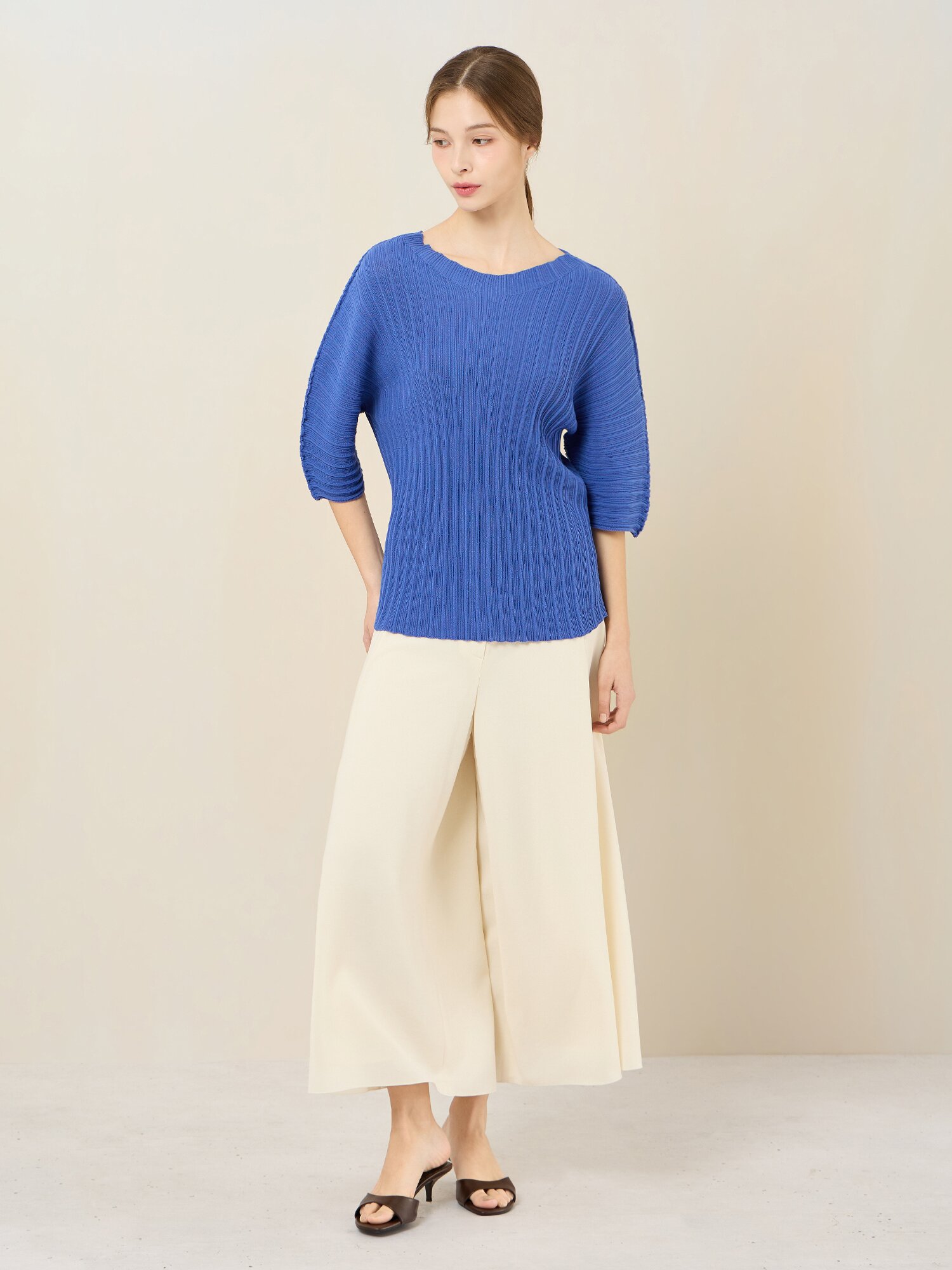 코튼 플리츠 반소매 풀오버 (BLUE)