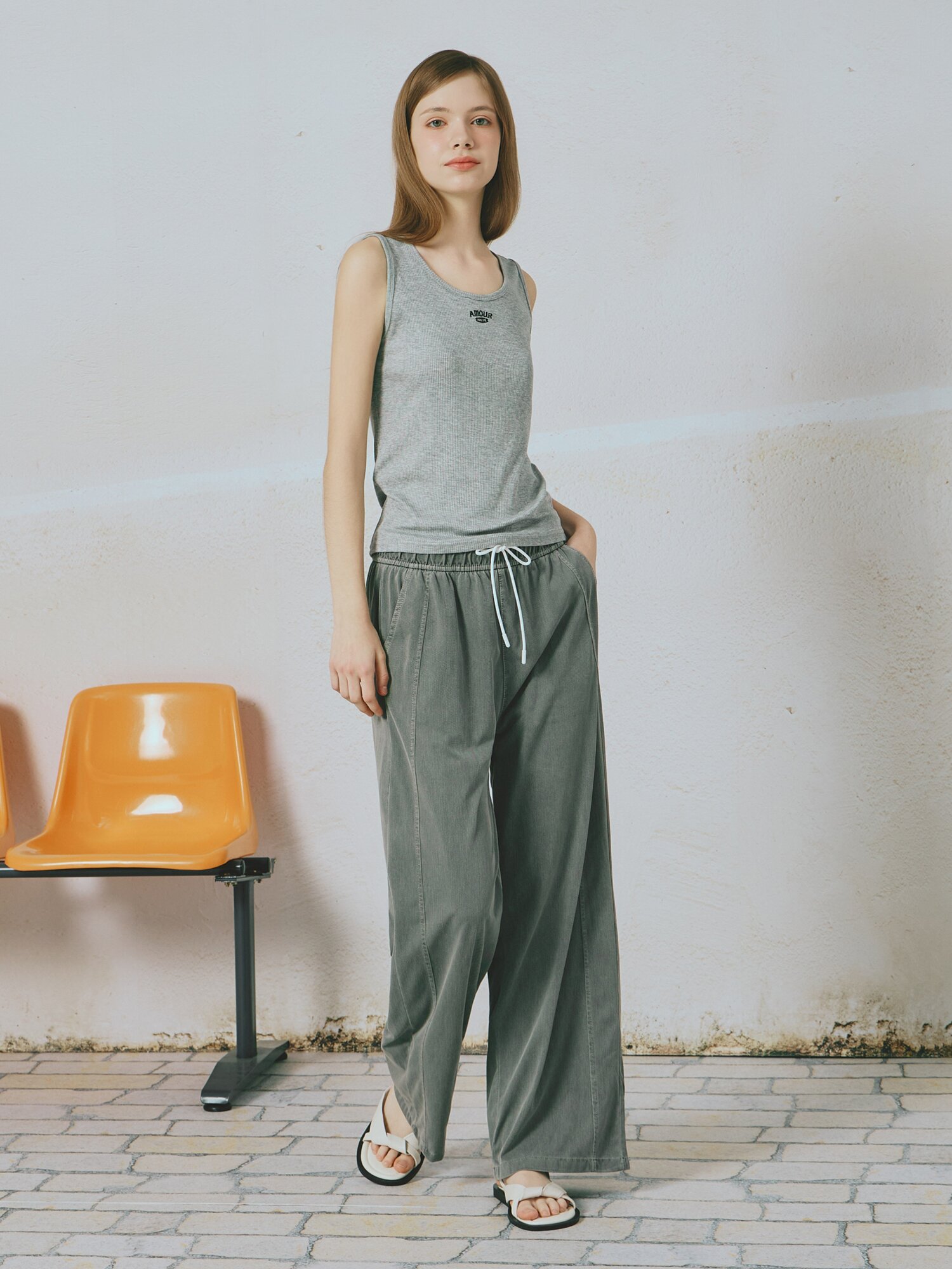 로고 슬리브리스 티셔츠 (GREY)