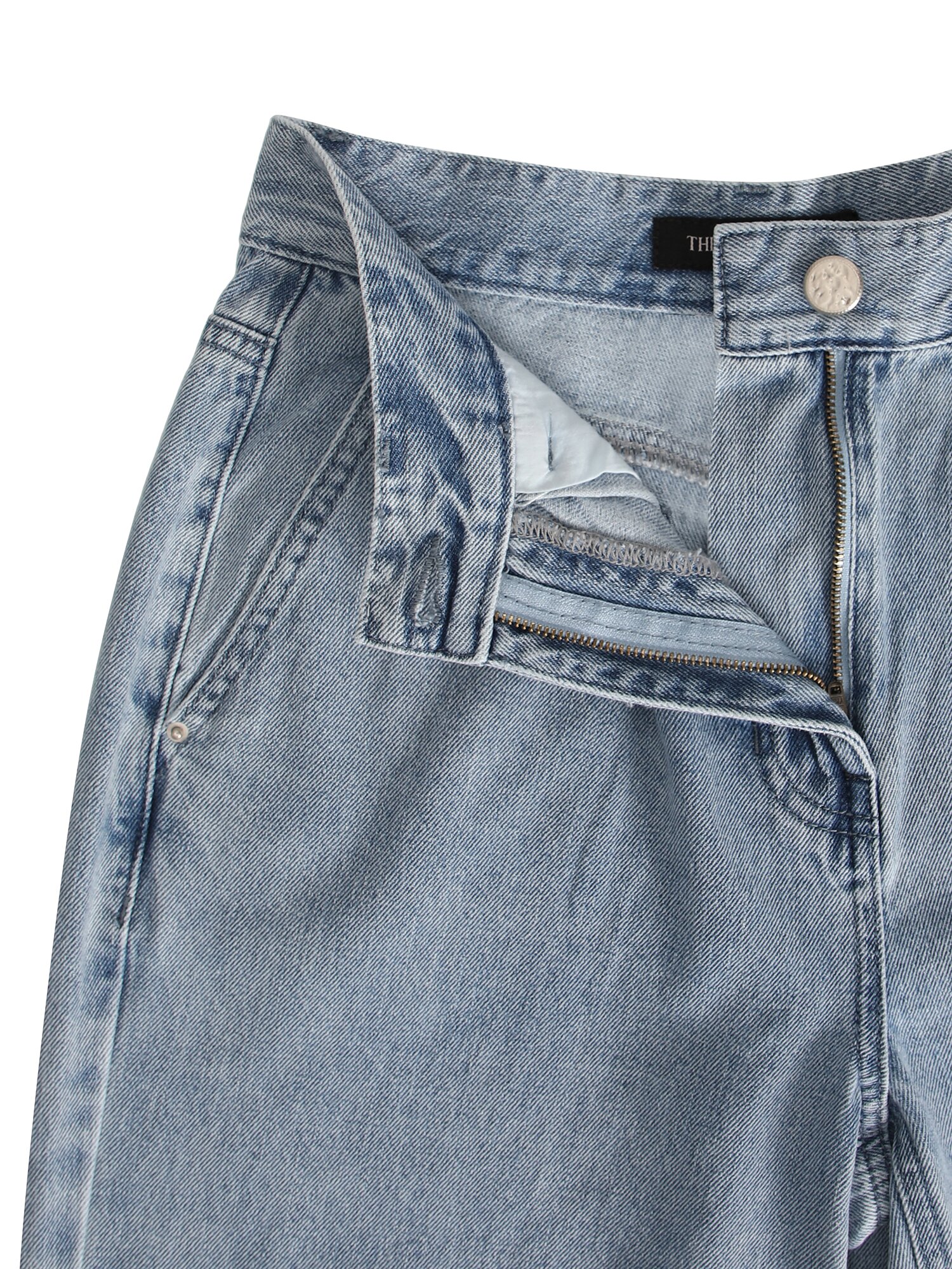 벨티드 원 턱 와이드핏 데님팬츠 (LIGHT BLUE)