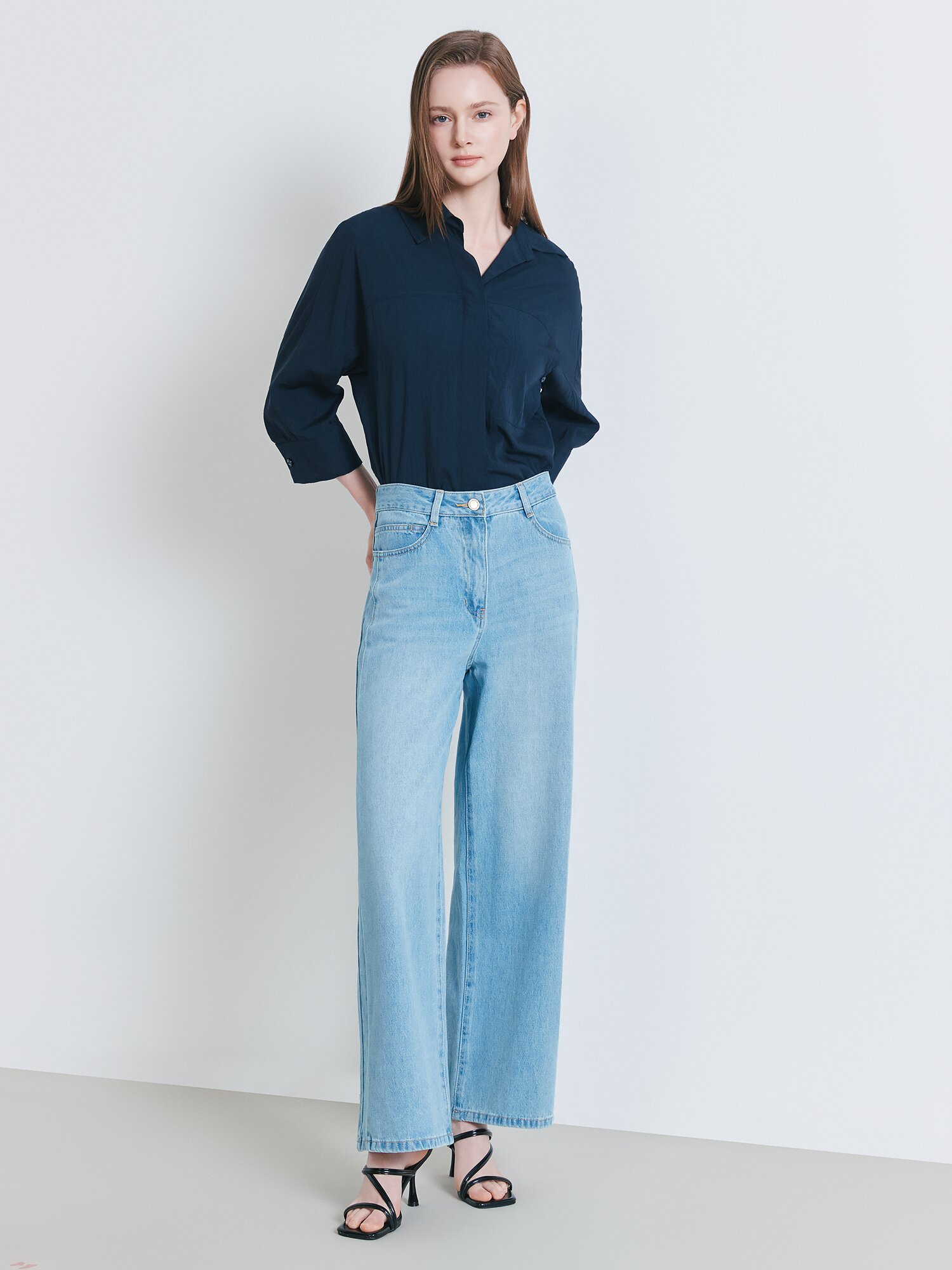 로고 자수 와이드 데님 팬츠 (BLUE )