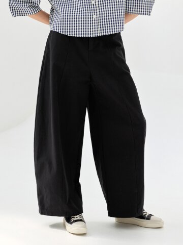 베르안 절개라인 와이드 커브드 팬츠