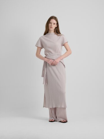 MUFFLER PLEATS DRESS-ㅡMOCHA