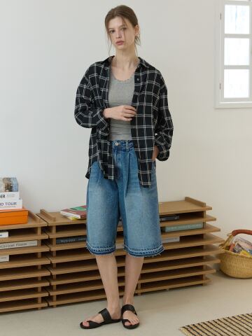 Bermuda denim pants