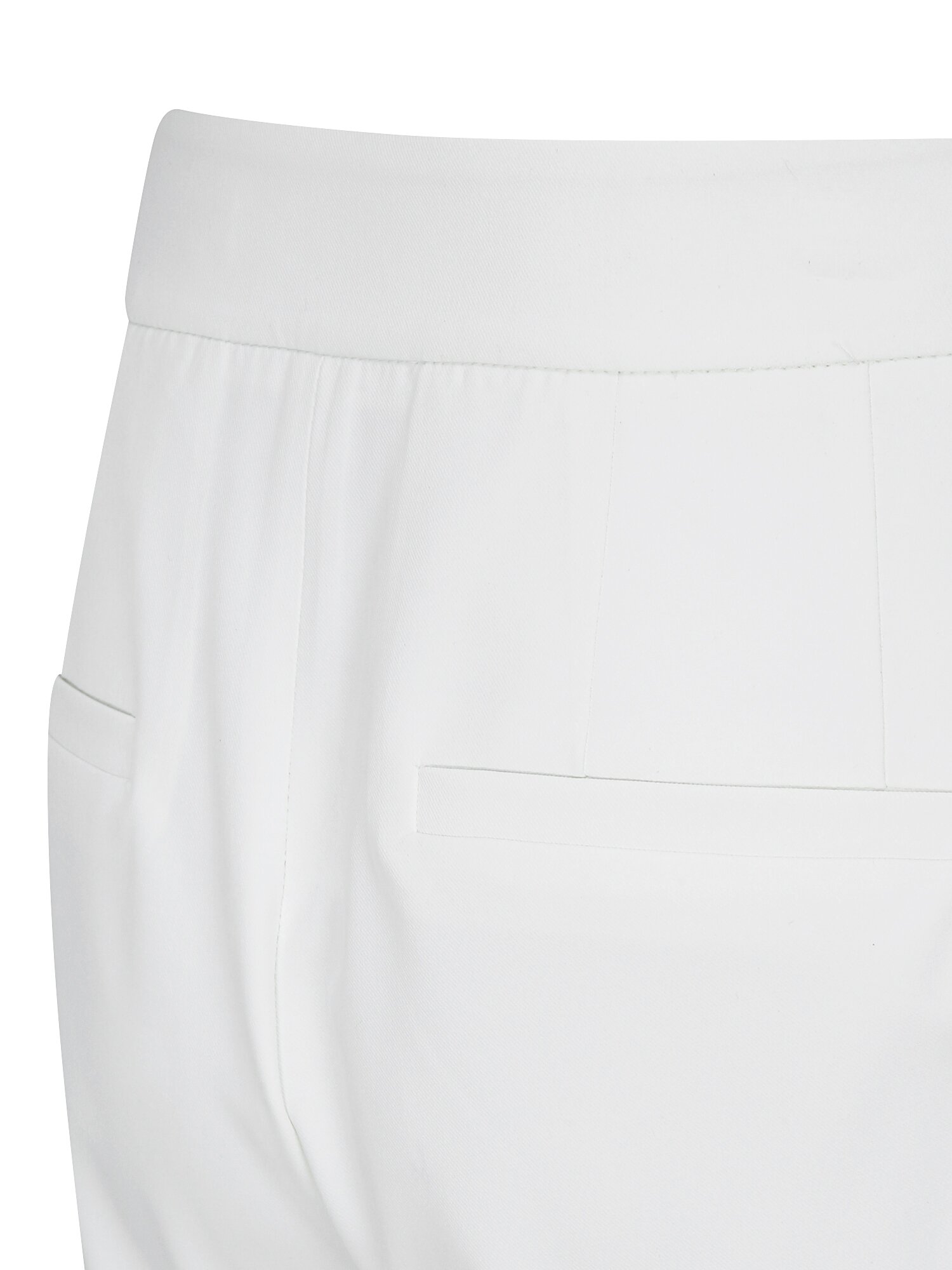 로고 장식 슬릿 슬림핏 7부 팬츠 (WHITE)