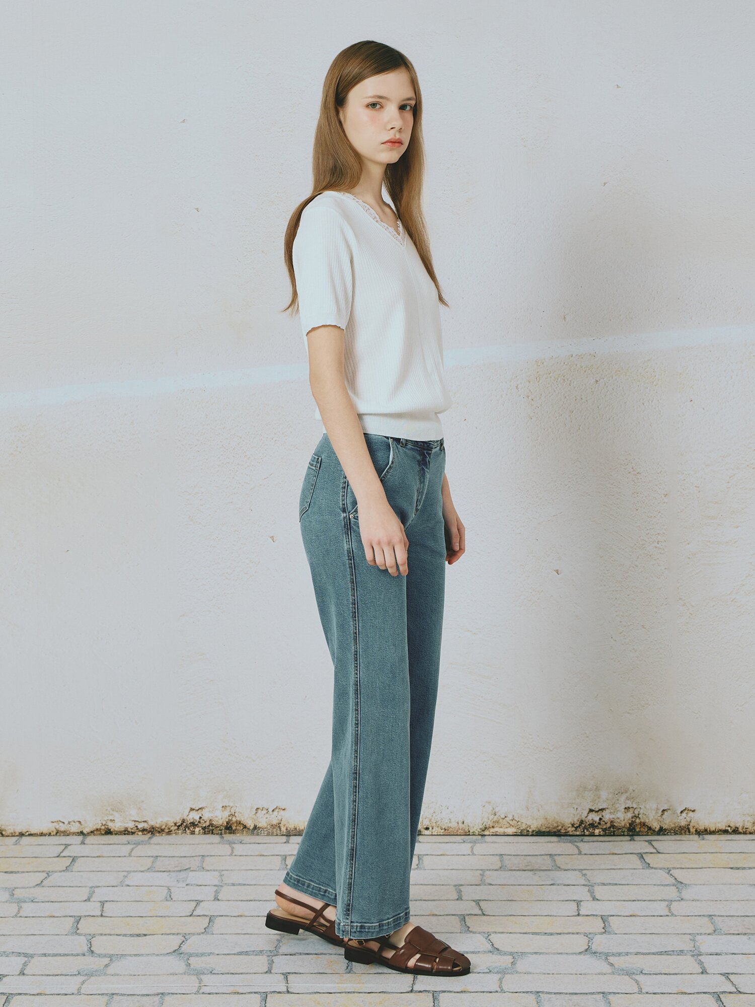 레이스 브이넥 풀오버 니트 (WHITE)