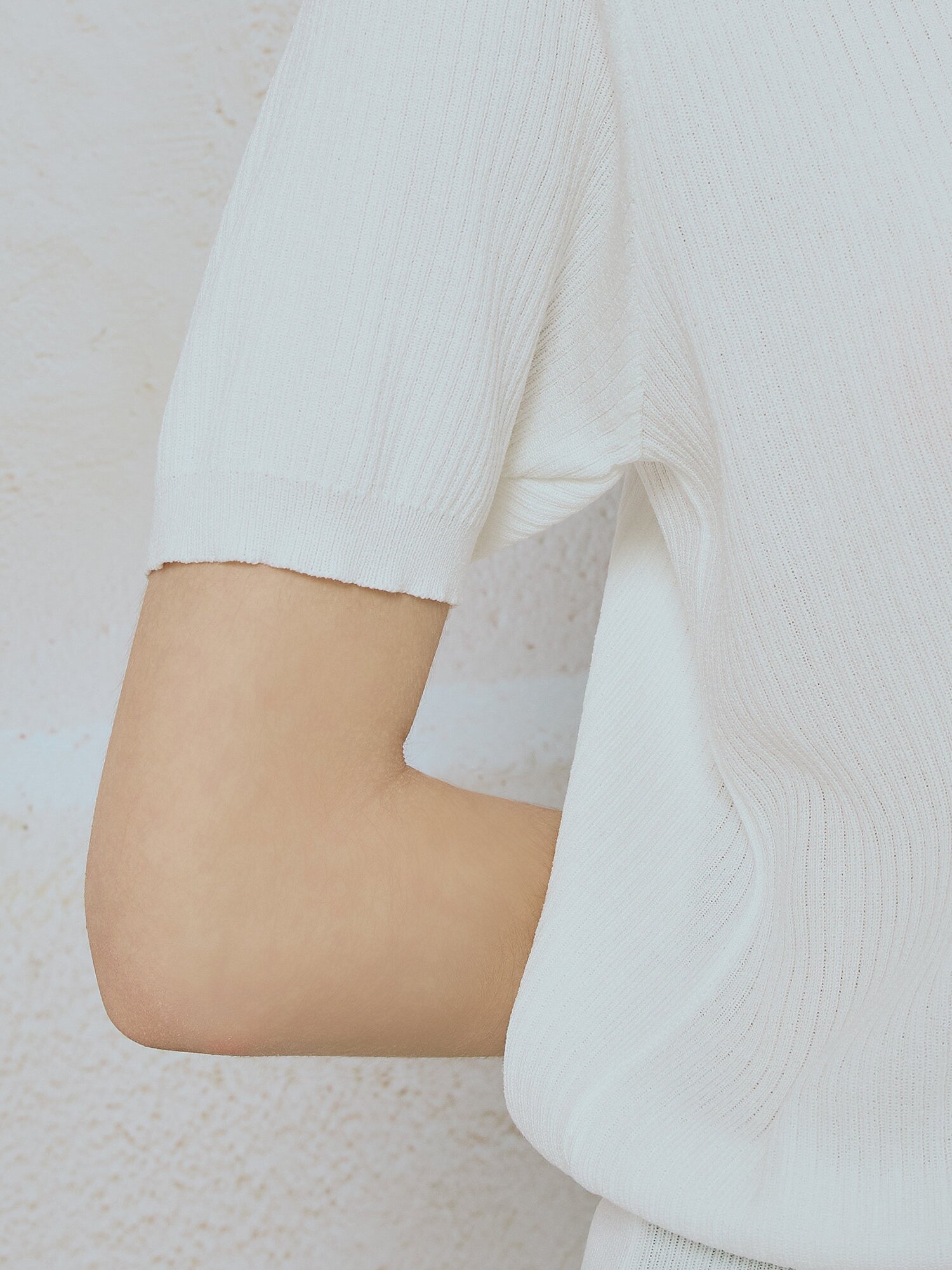 레이스 브이넥 풀오버 니트 (WHITE)