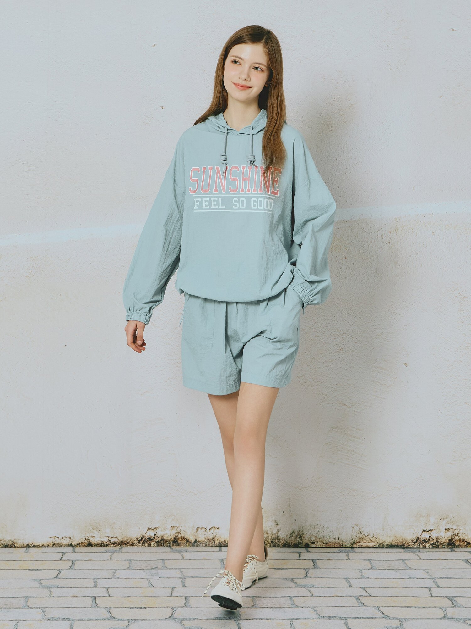 프린팅 후드넥 나일론 투피스 (LIGHT BLUE)