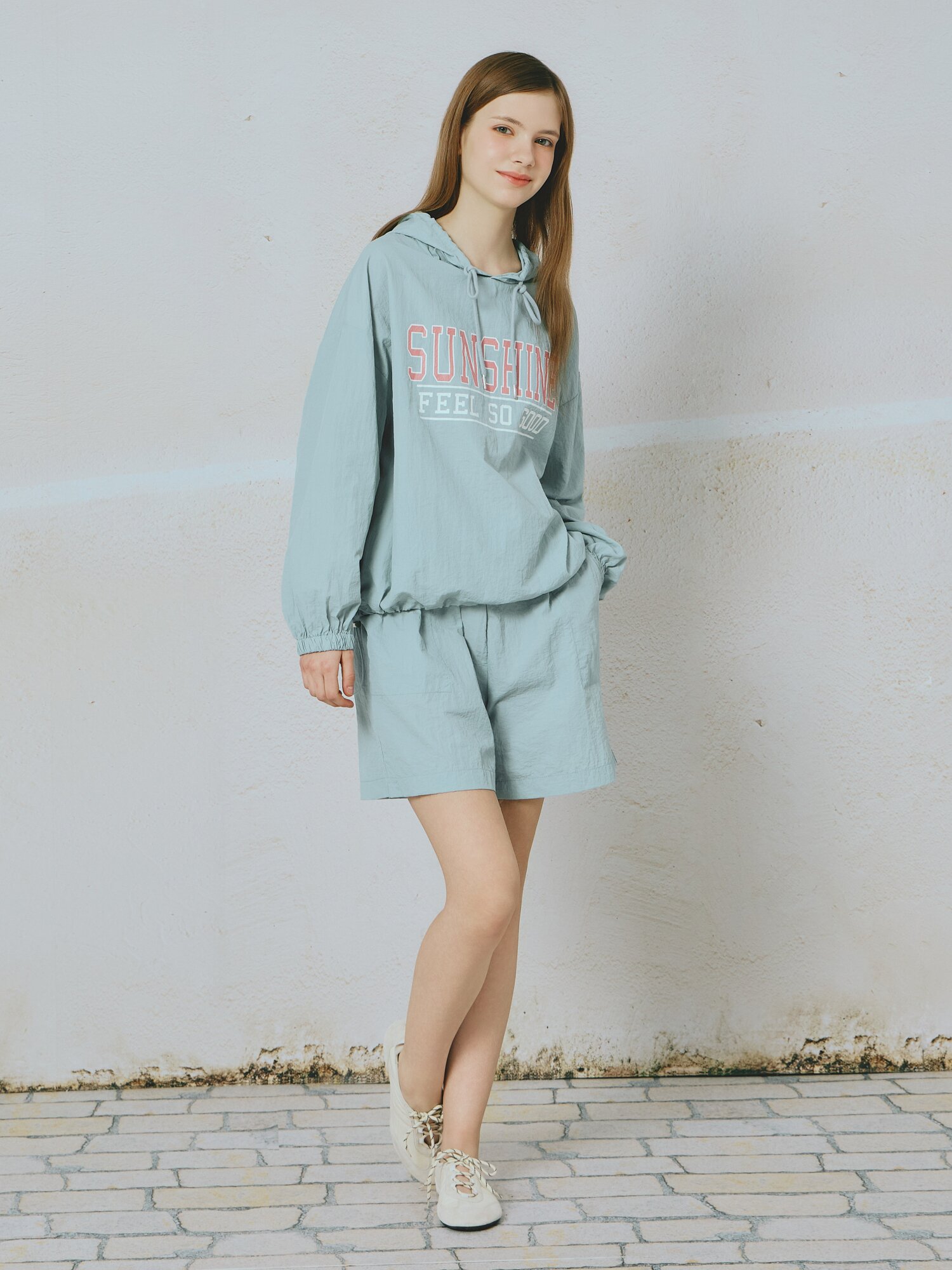 프린팅 후드넥 나일론 투피스 (LIGHT BLUE)