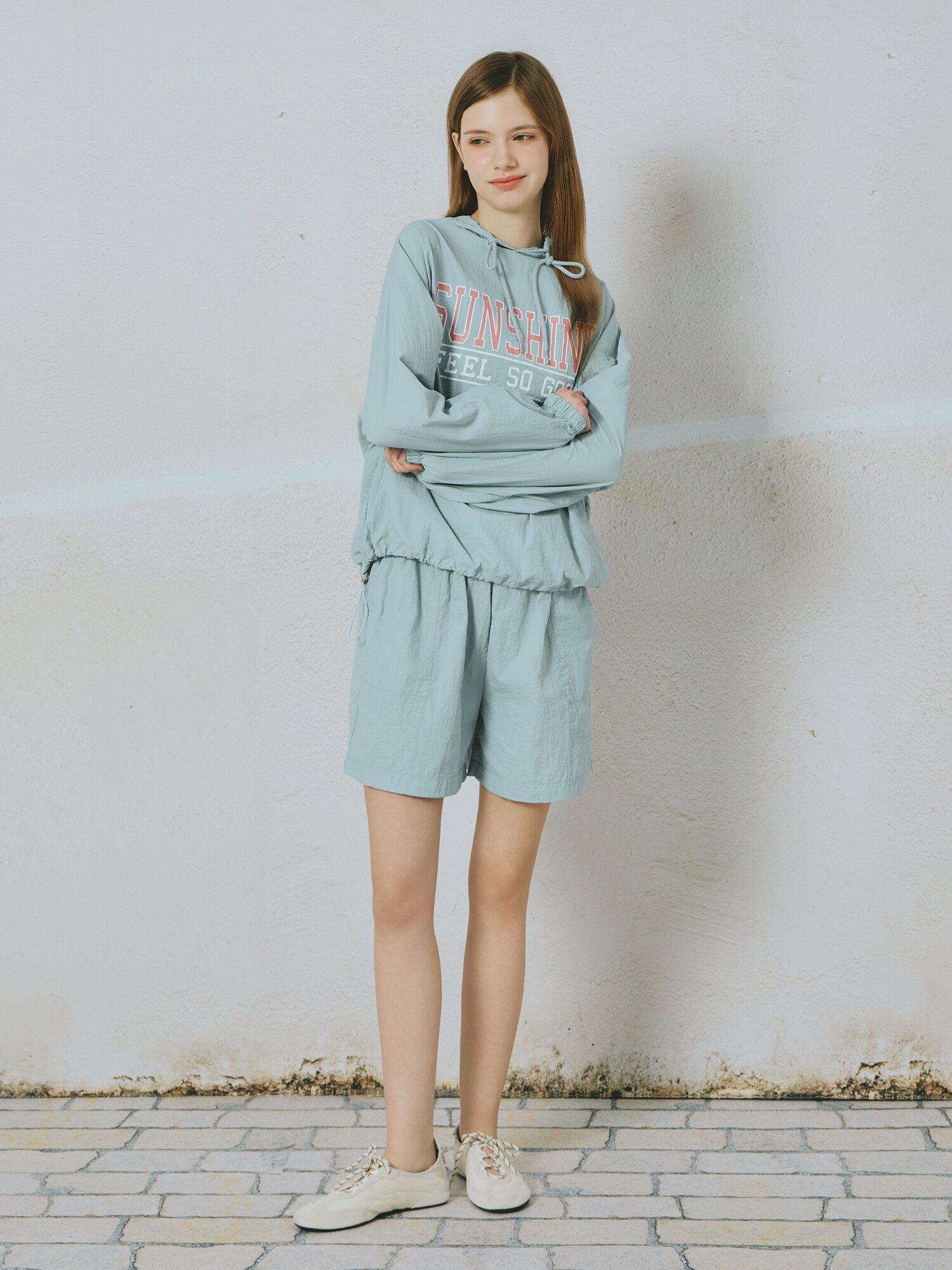 프린팅 후드넥 나일론 투피스 (LIGHT BLUE)