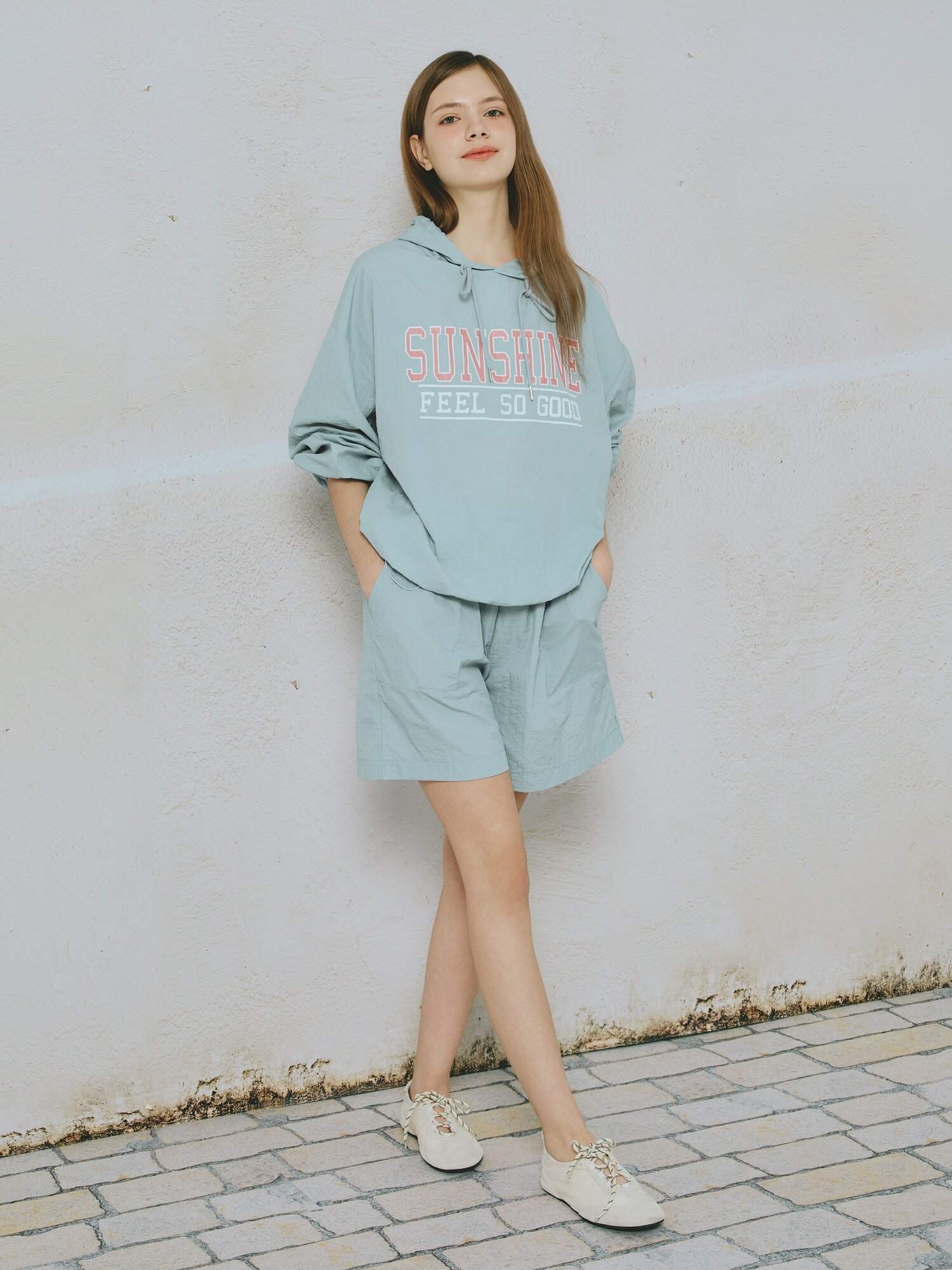 프린팅 후드넥 나일론 투피스 (LIGHT BLUE)