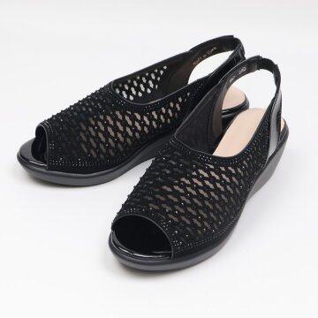 [썸머]도론테 키높이 펀칭 웨지 샌들(H130J675)