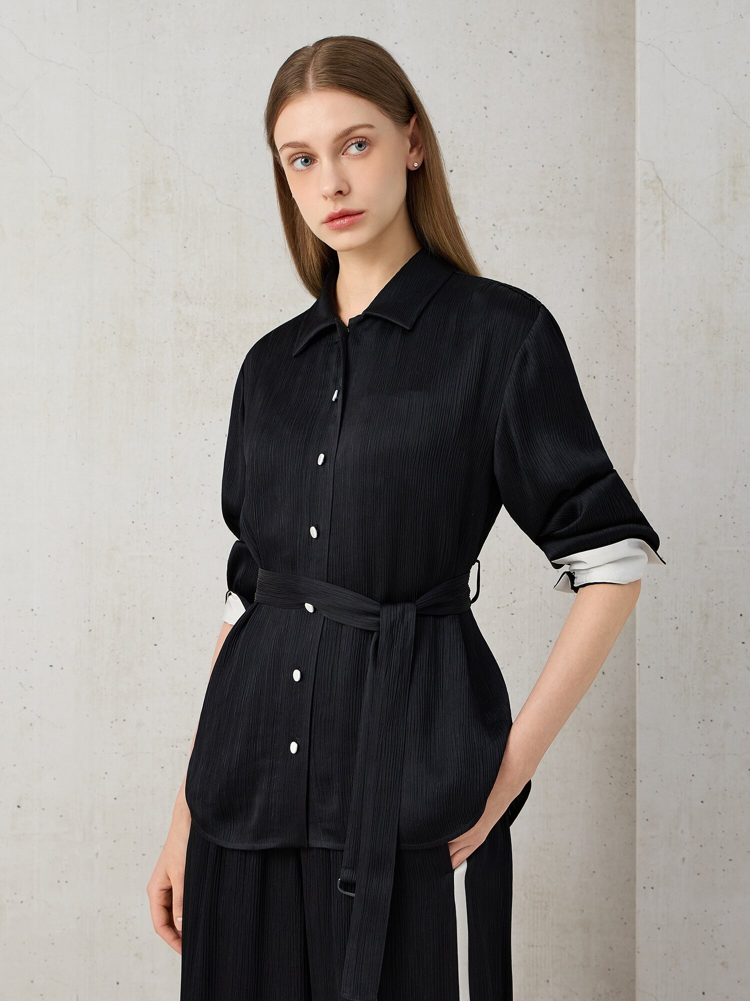 플리츠 스트랩 오버핏 블라우스 (DARK NAVY)