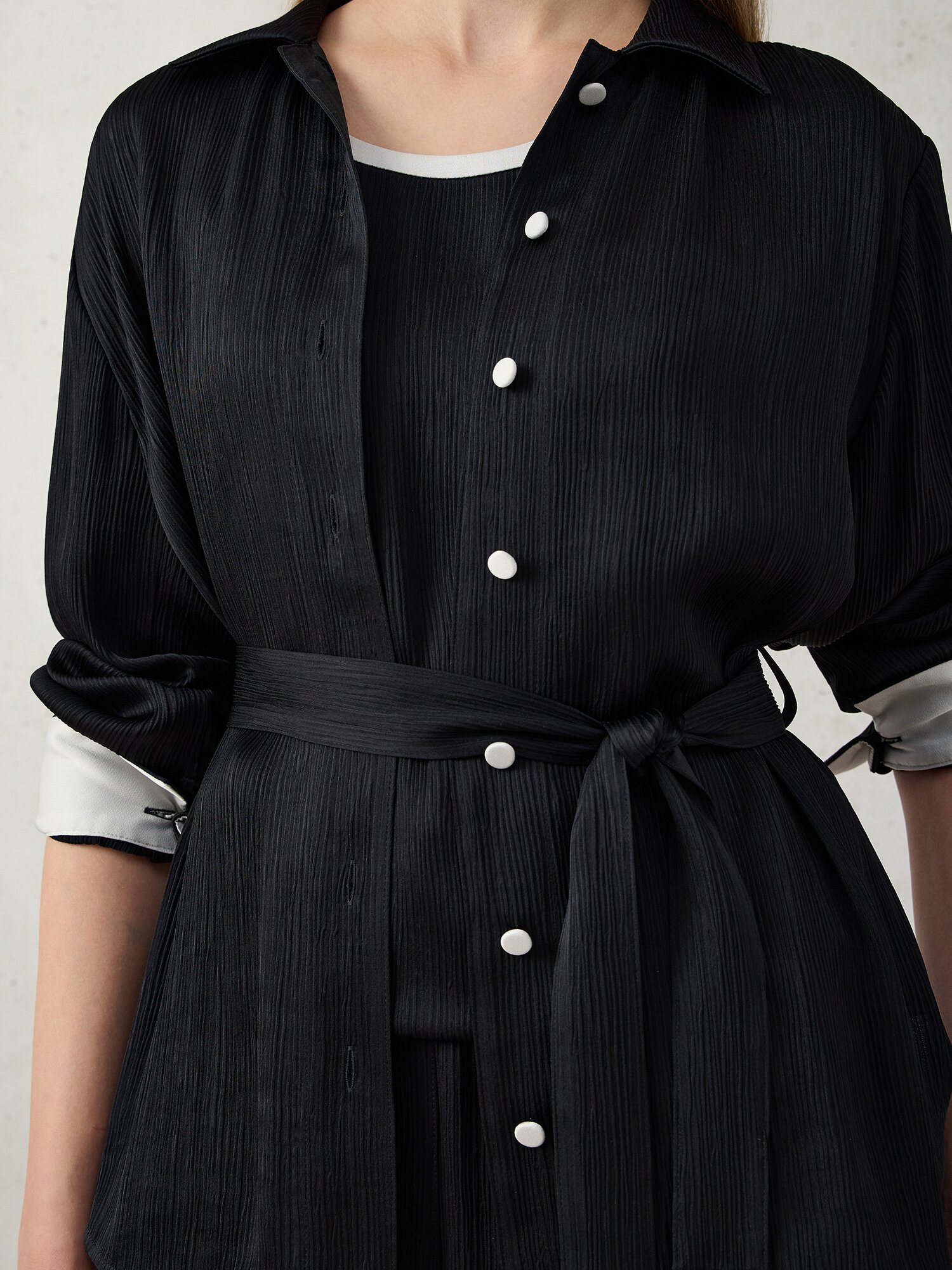 플리츠 스트랩 오버핏 블라우스 (DARK NAVY)