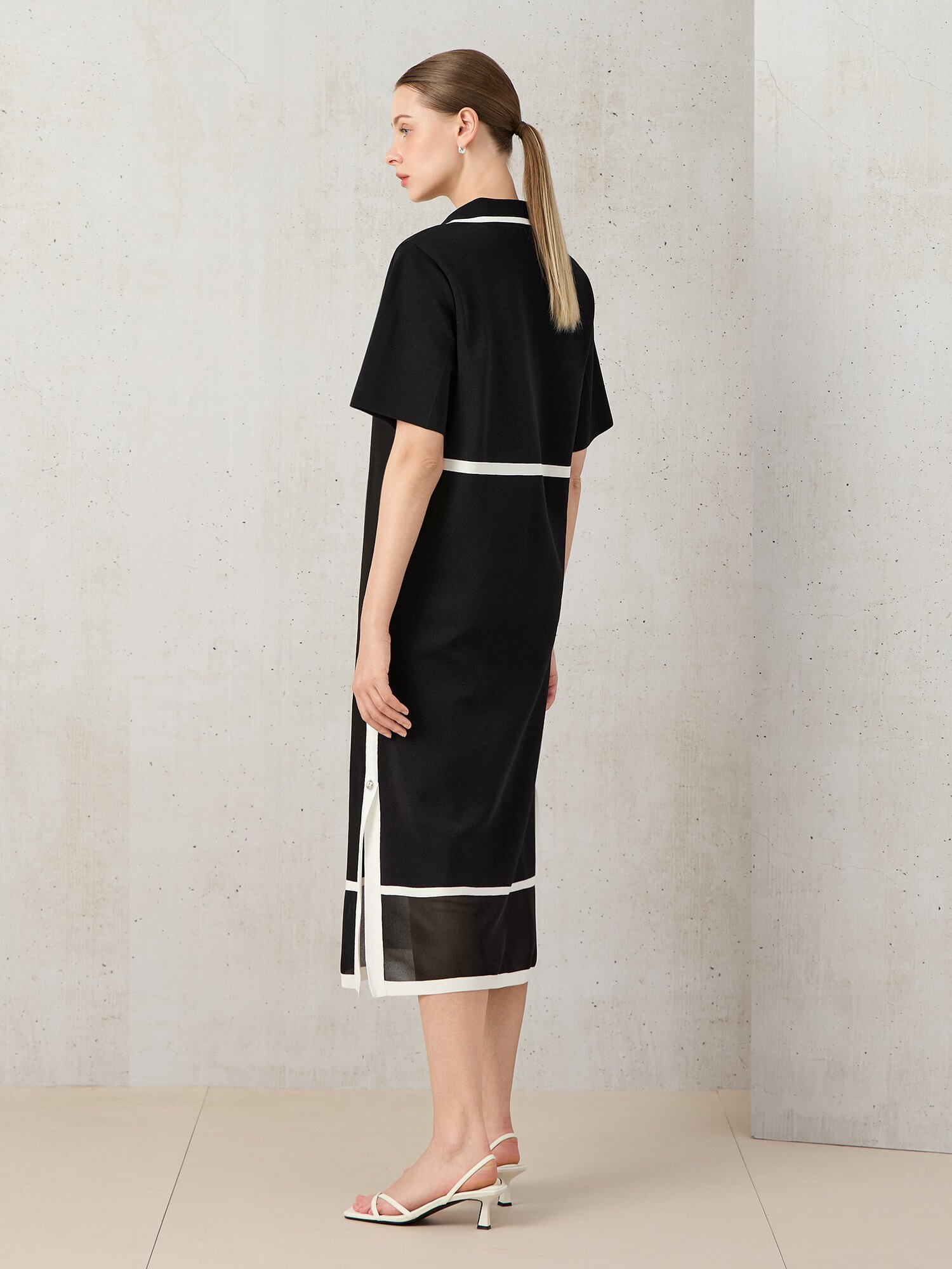 배색 오픈 카라 스트랩 롱 원피스 (BLACK)