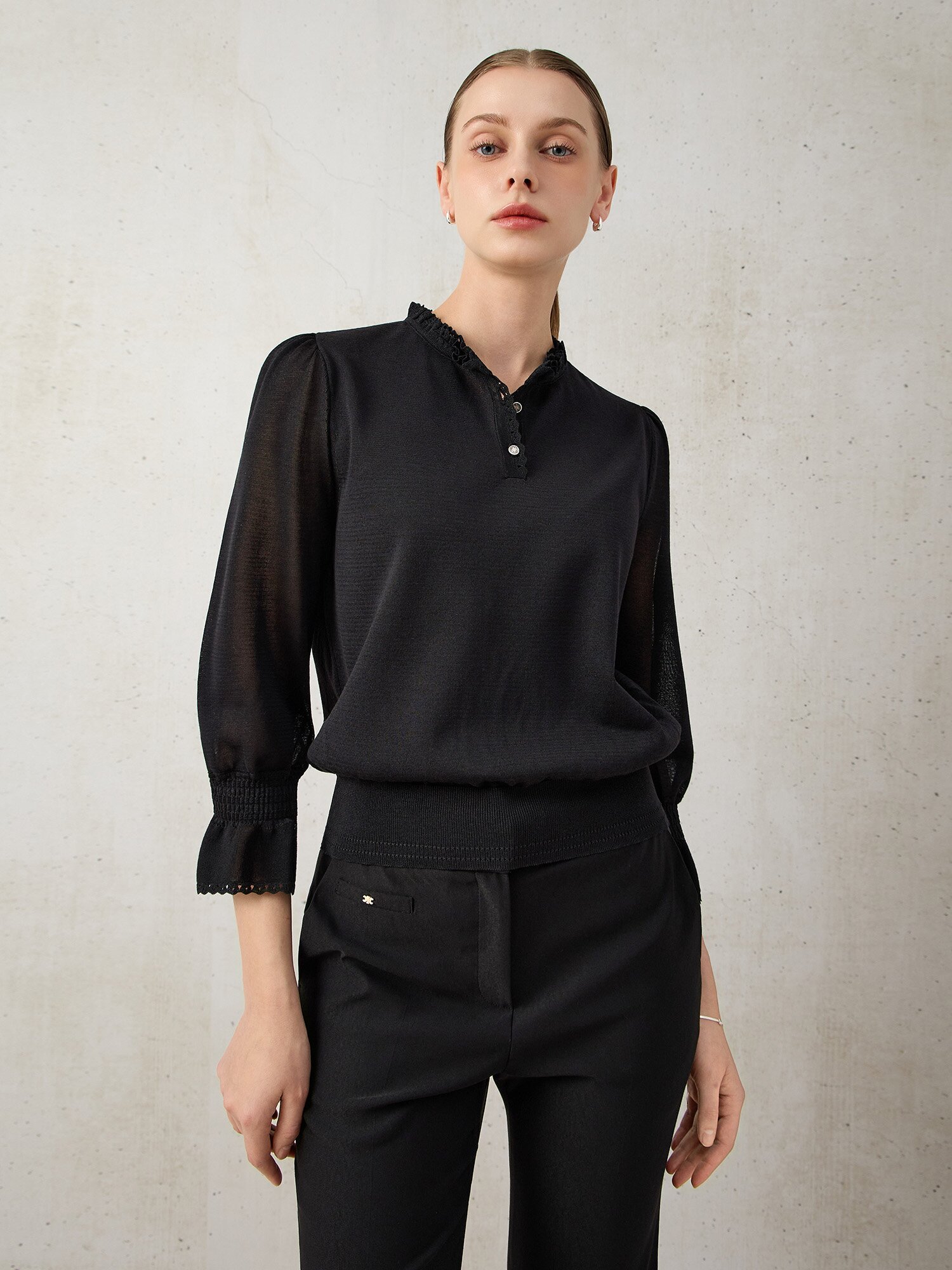 메시 프릴넥 벨 커프스 풀오버 (BLACK)