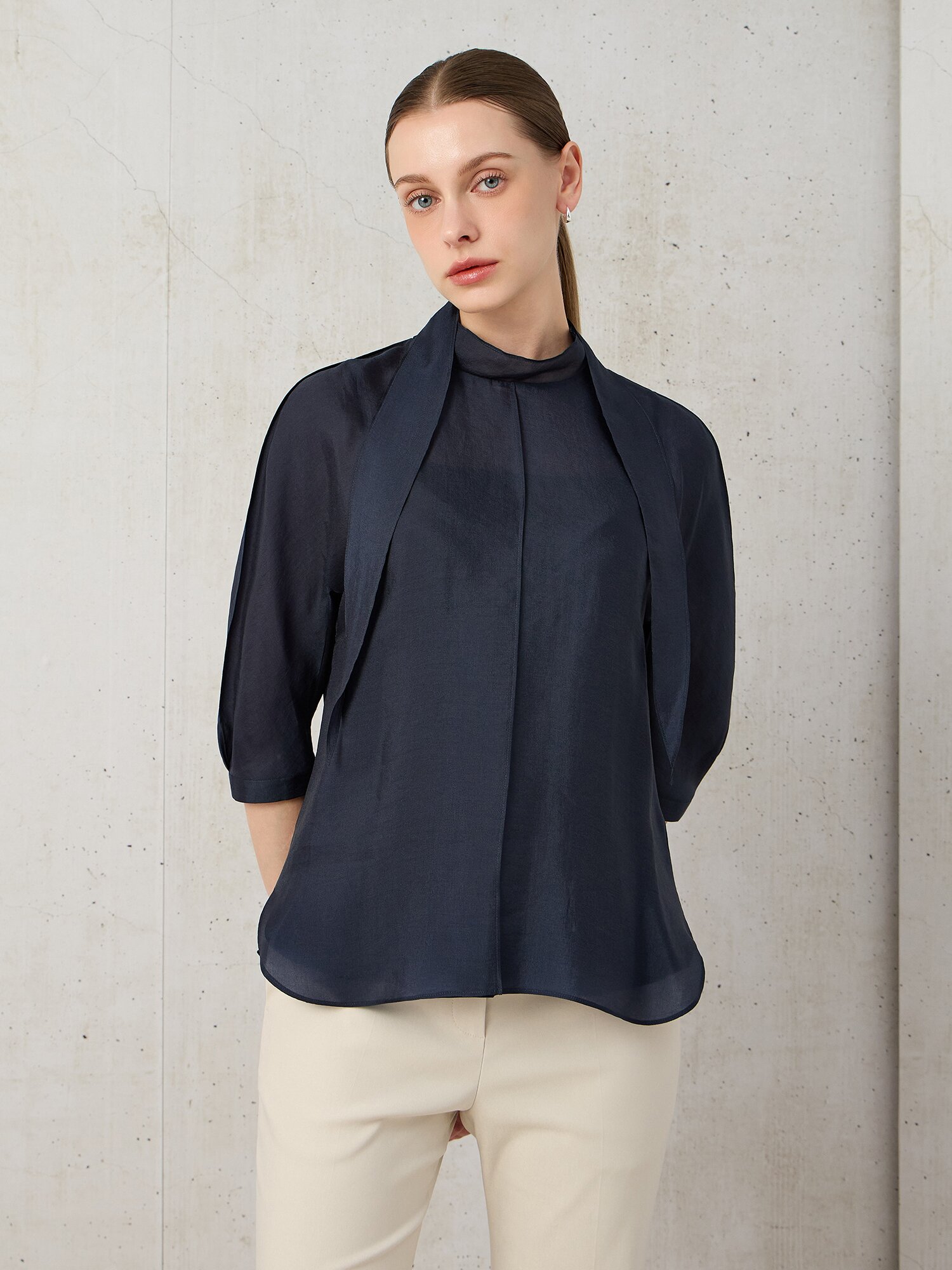 시폰 백 타이 미드 슬리브 블라우스 (DARK NAVY)