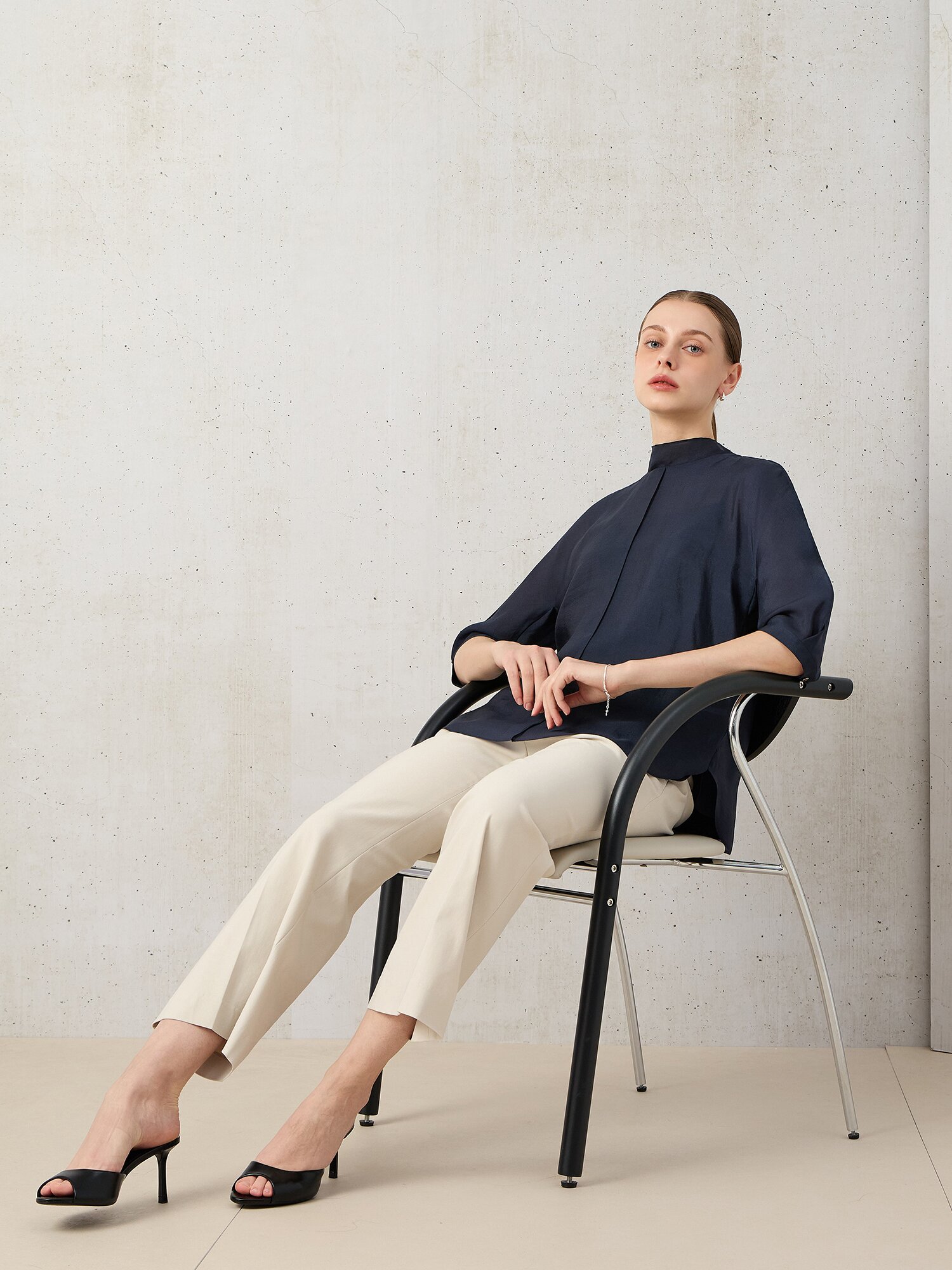 시폰 백 타이 미드 슬리브 블라우스 (DARK NAVY)