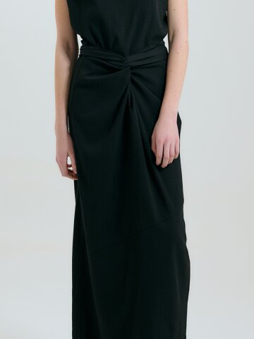 WRAP TIE TEXTURE SKIRT - BLACK