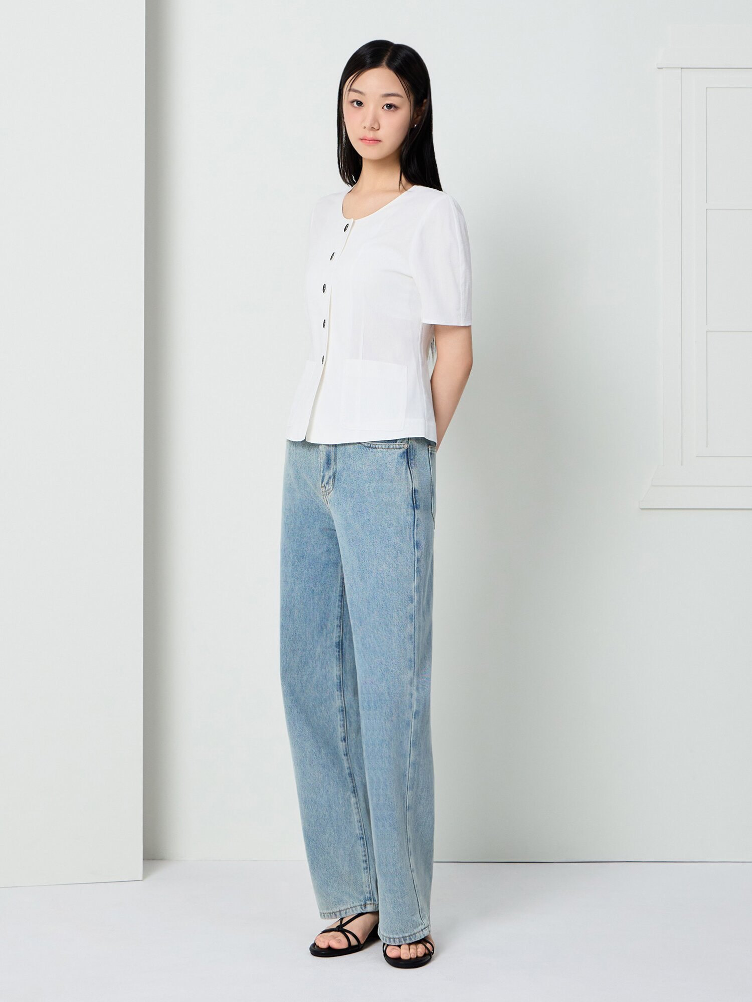 포켓 하프 슬리브 라운드넥 재킷 (WHITE)