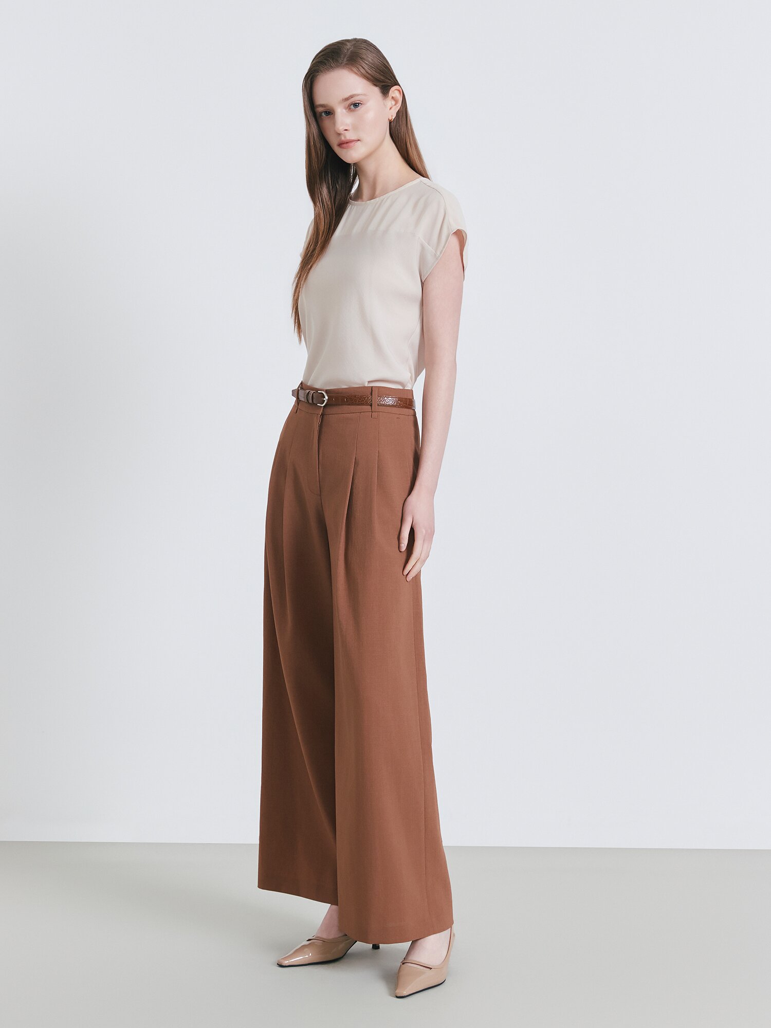 벨티드 투턱 와이드 팬츠 (LIGHT BROWN)