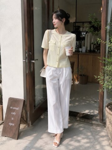포켓 라운드넥 크롭 블라우스 