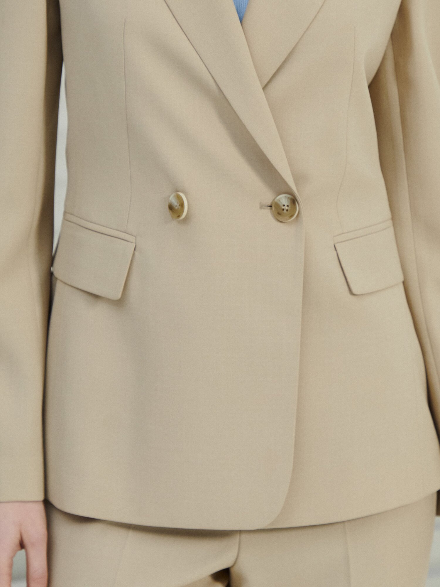 피크드 라펠 더블 원버튼 재킷 (BEIGE)