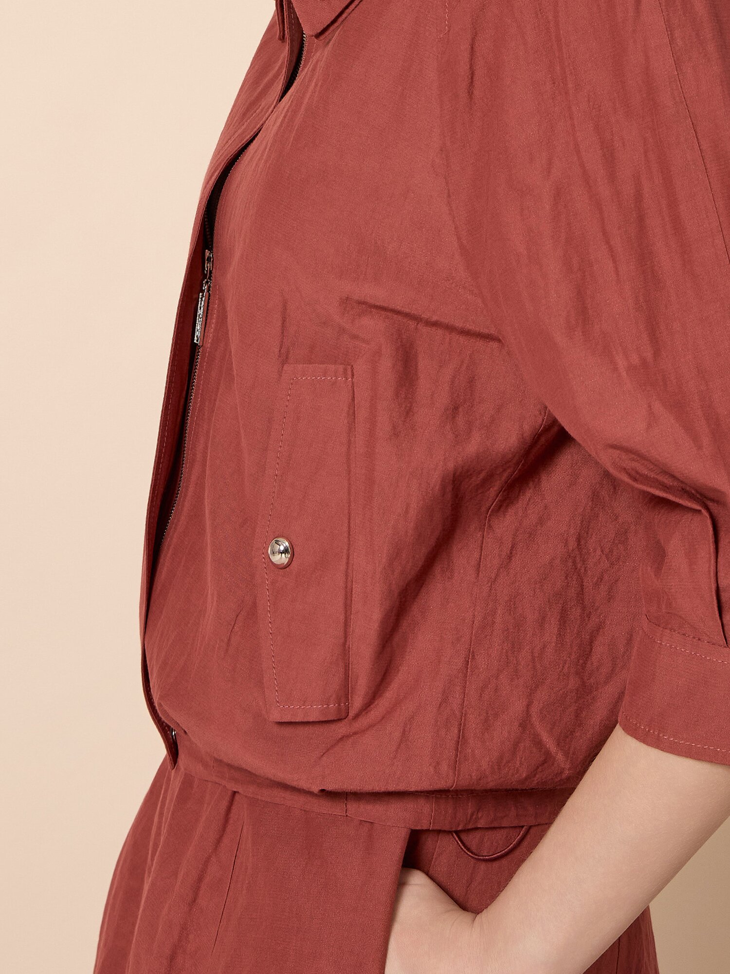 플라워 카라 미디 슬리브 집업 재킷 (BRICK)