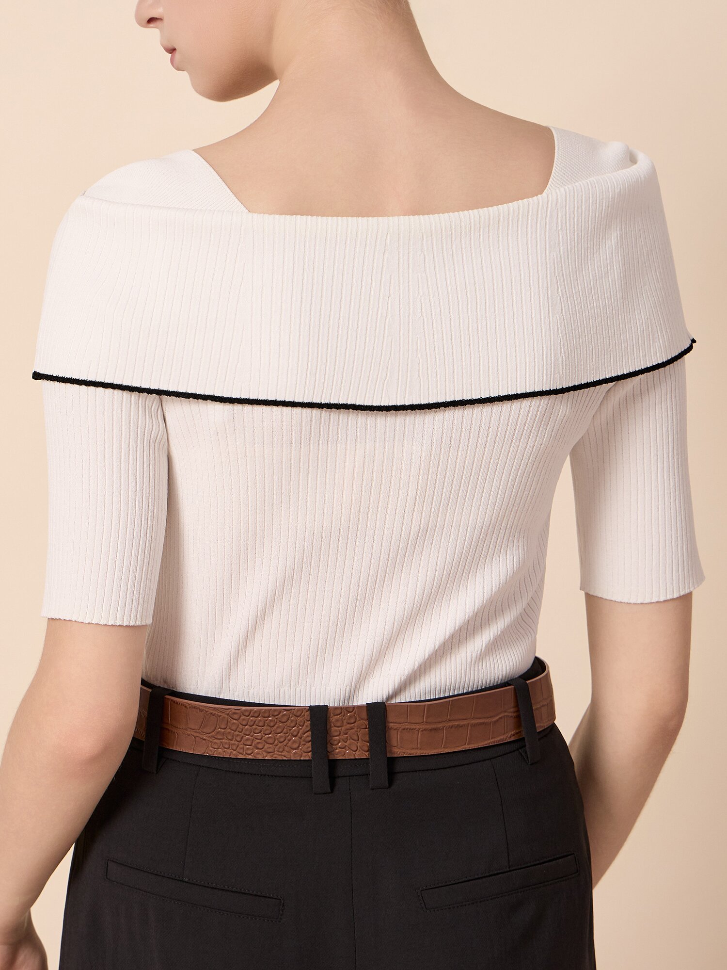 골지 오프 숄더 배색 풀오버 니트 (WHITE)