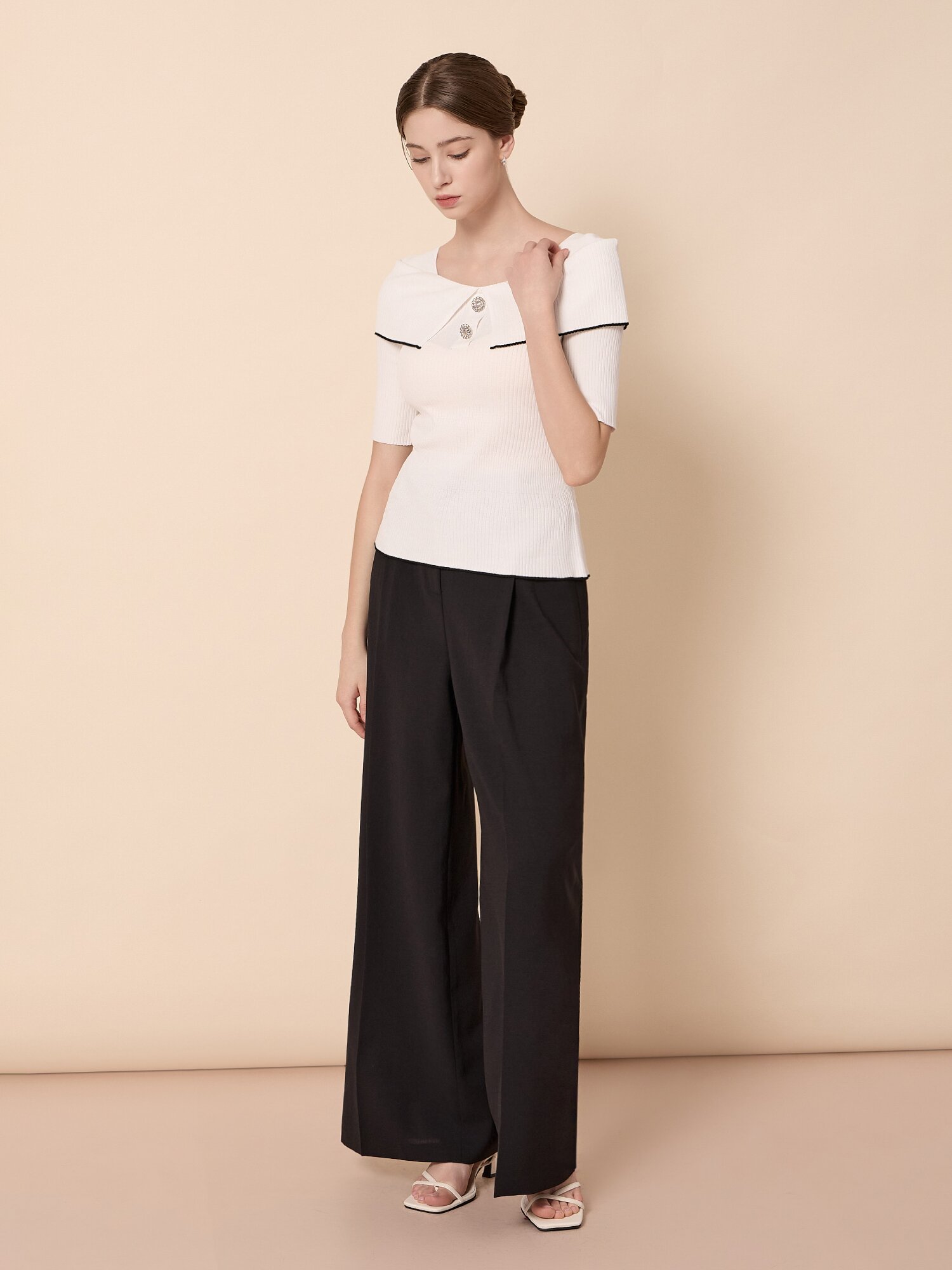 골지 오프 숄더 배색 풀오버 니트 (WHITE)