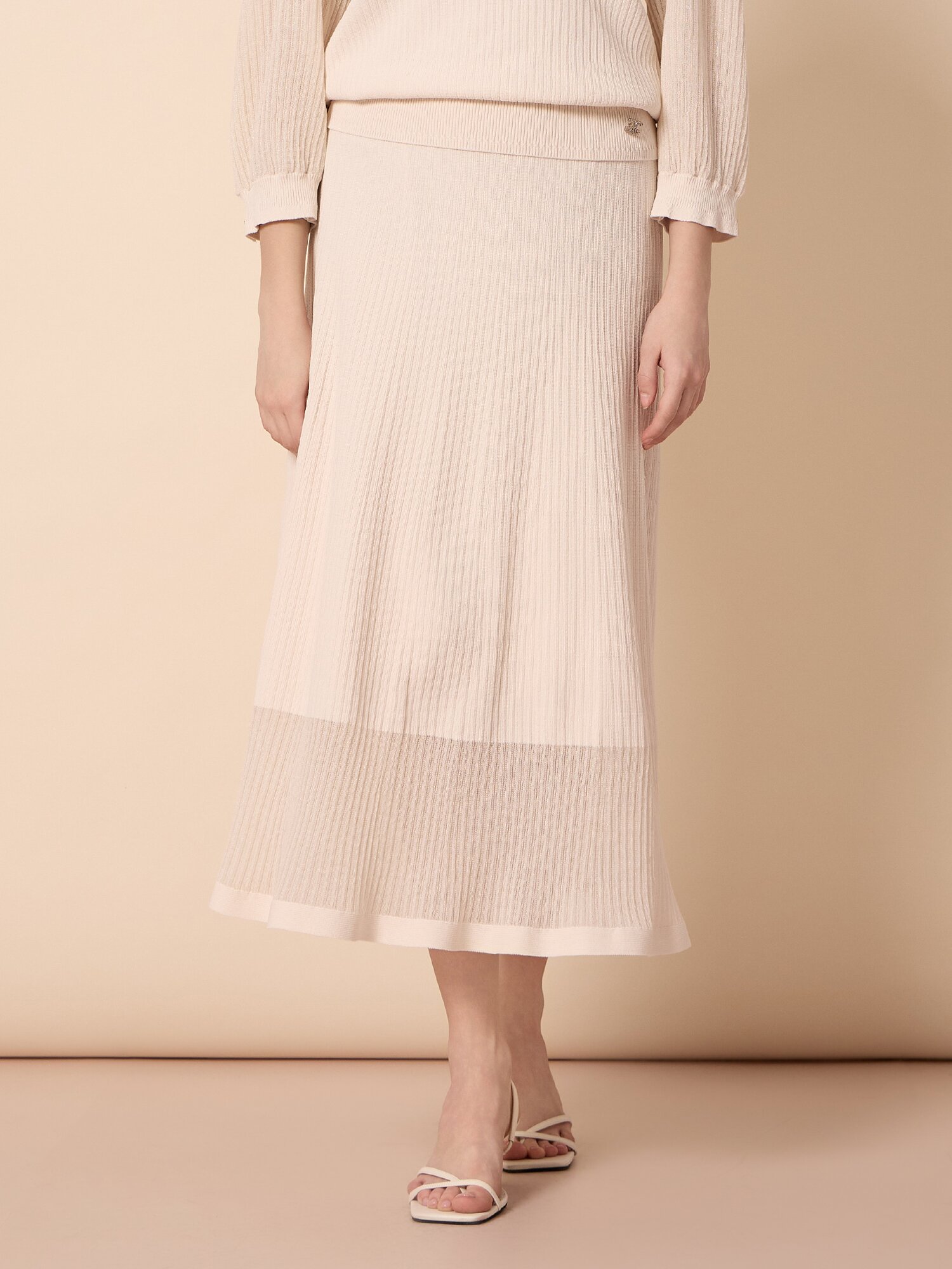 니트 플레어 밴딩 롱 스커트 (BEIGE)