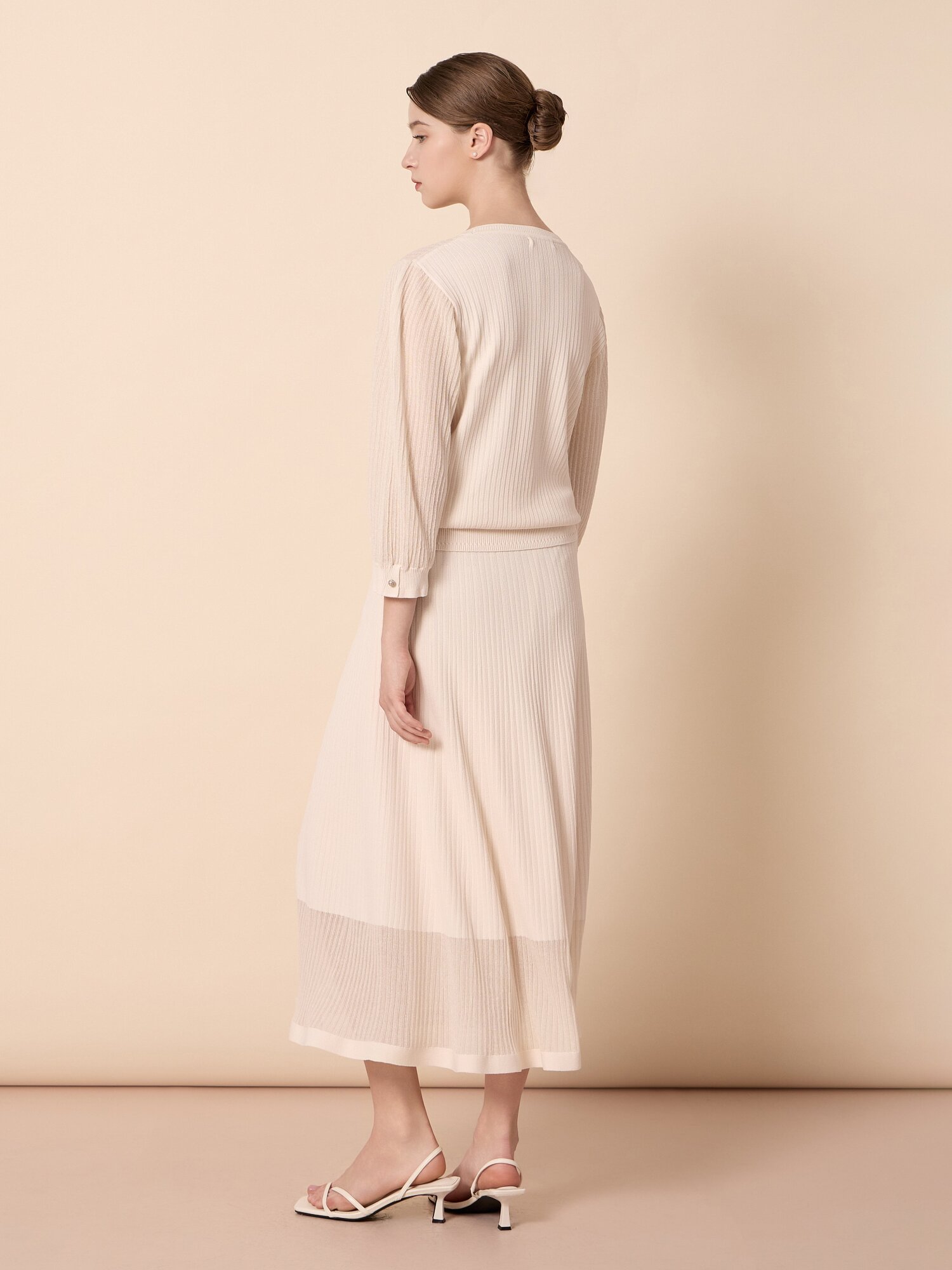 니트 플레어 밴딩 롱 스커트 (BEIGE)