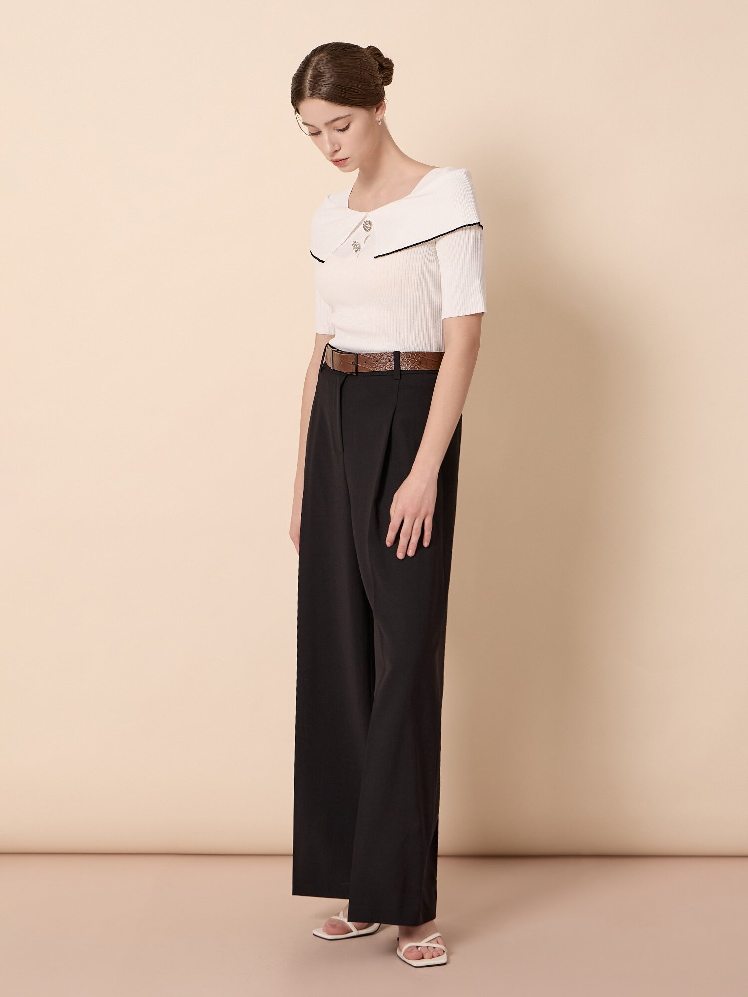 벨티드 원 턱 와이드 슬랙스 (BLACK)