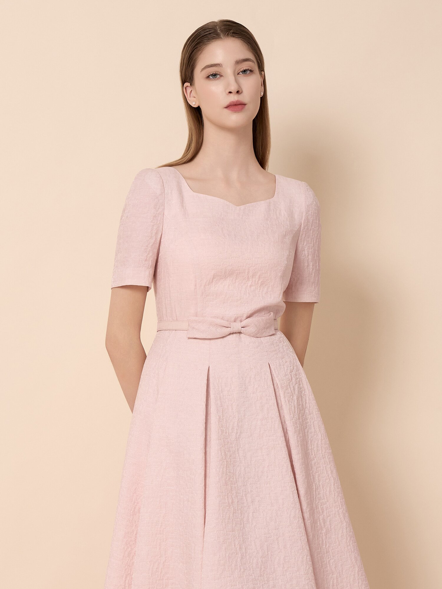 하트넥 하프 슬리브 A라인 원피스  (LIGHT PINK)