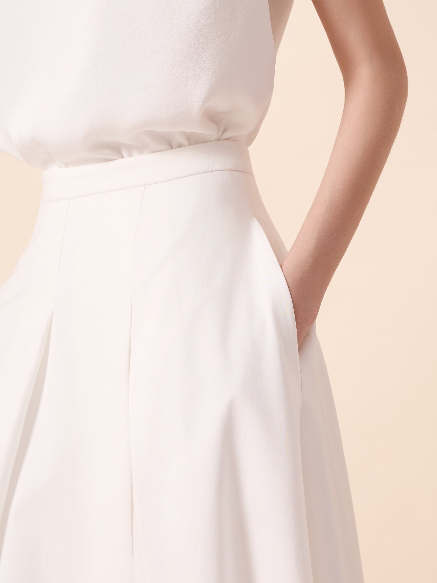 코튼 핀턱 플레어 롱 스커트 (WHITE)