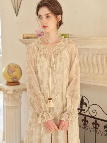 5/11 예약배송_SR_Paisley floral blouse