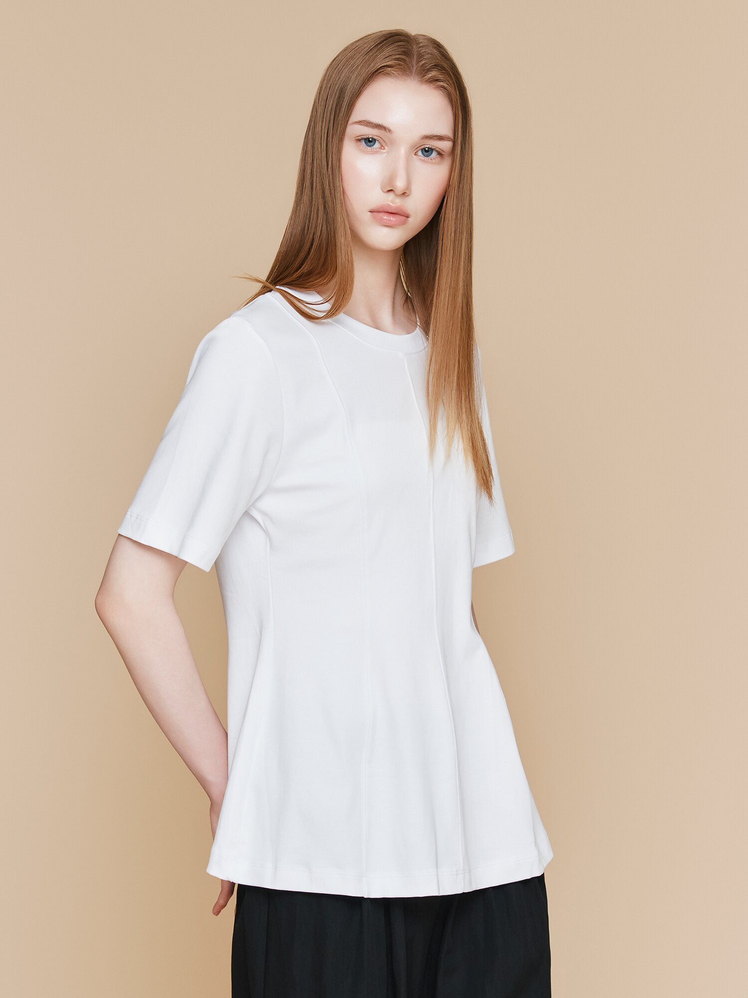 코튼 핀턱 라운드넥 티셔츠 (WHITE)