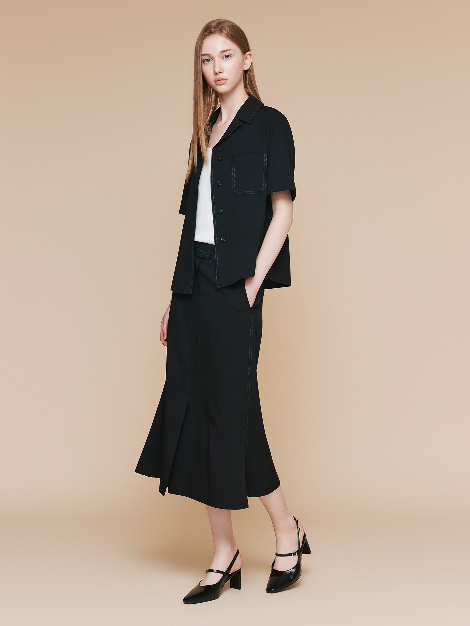루즈핏 포켓 오픈 칼라 블라우스 (BLACK)