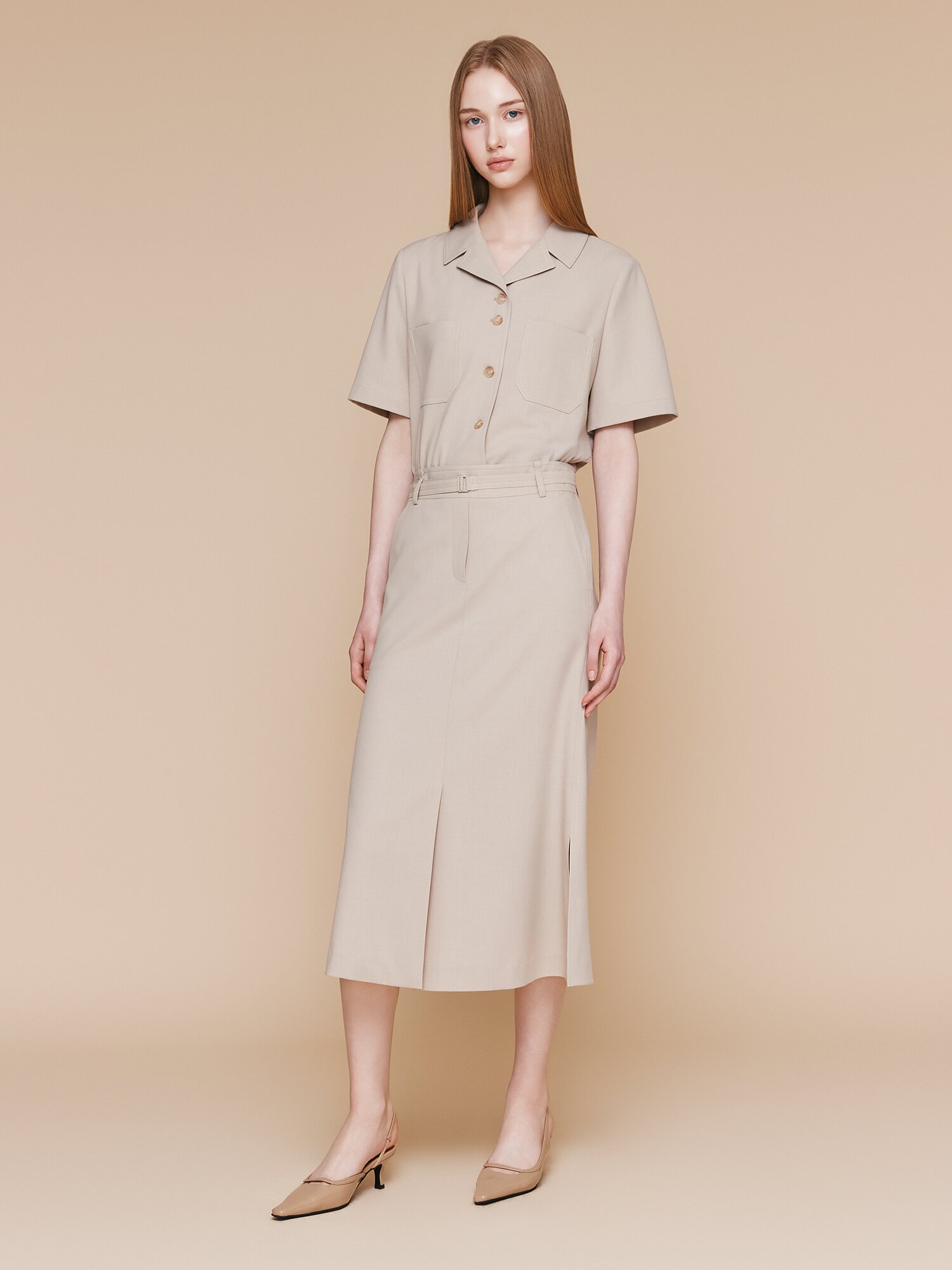 루즈핏 포켓 오픈 칼라 블라우스 (BEIGE)