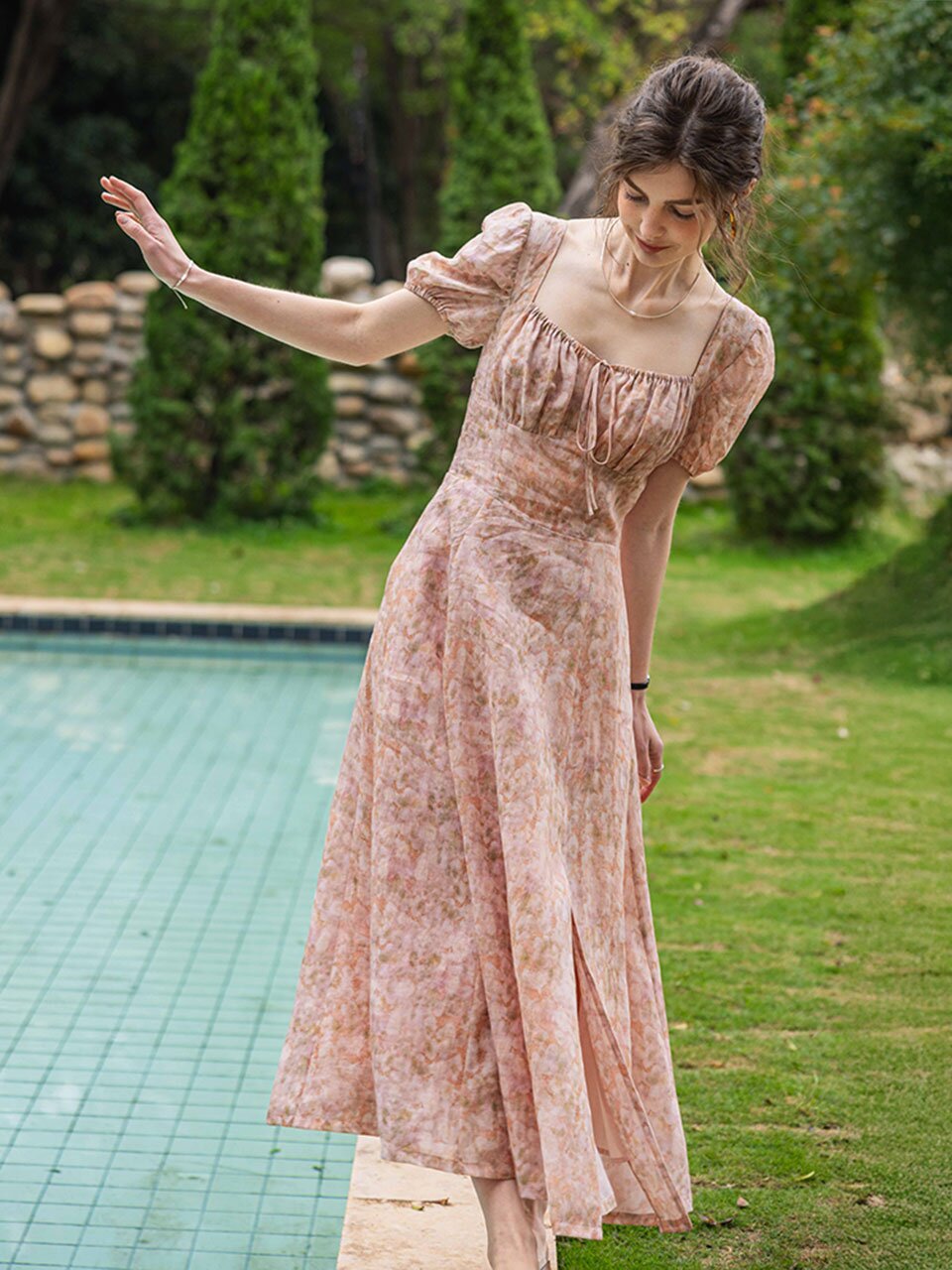 DA_Romantic floral dress