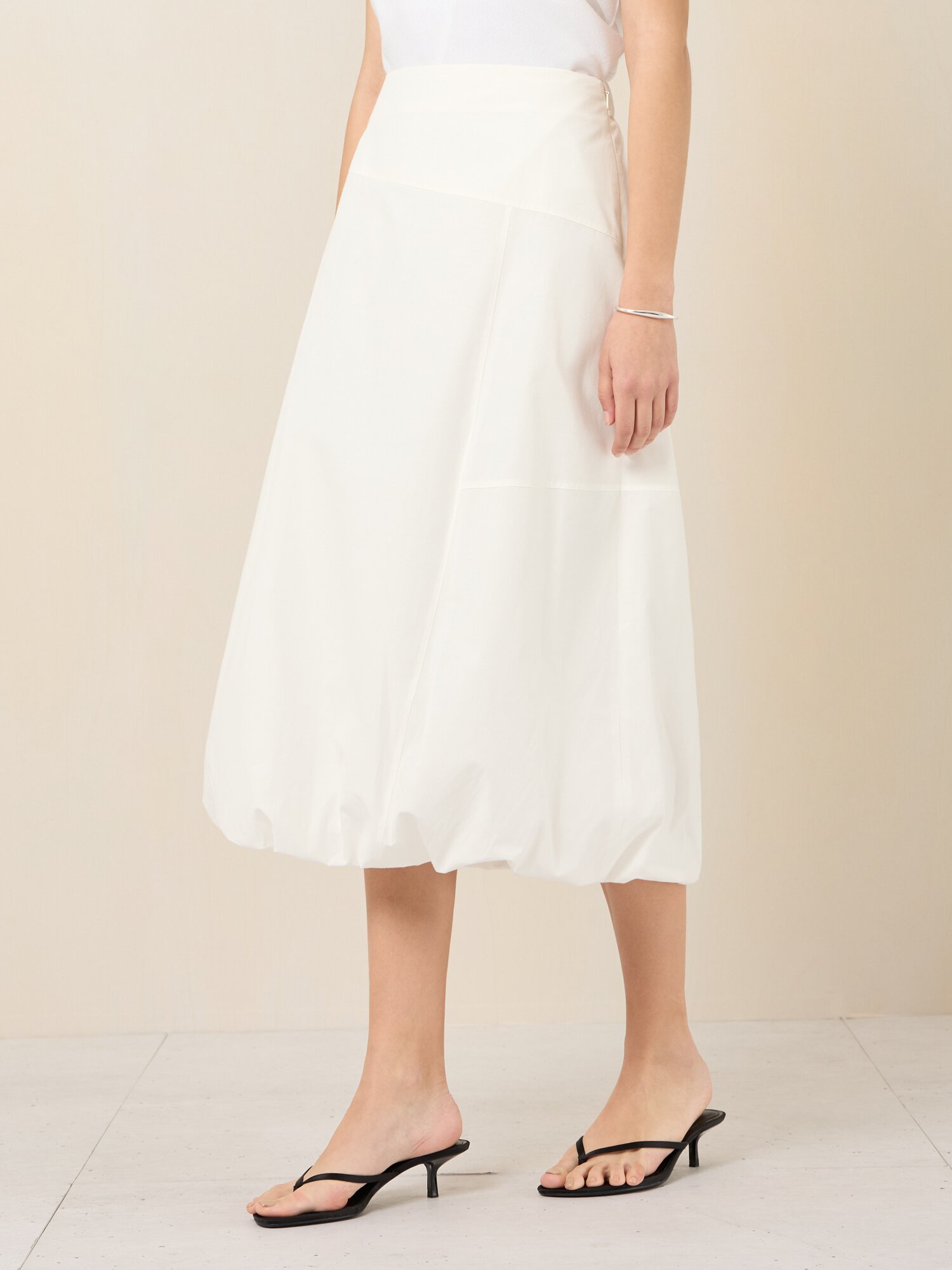 백 밴딩 절개 벌룬 스커트 (WHITE)