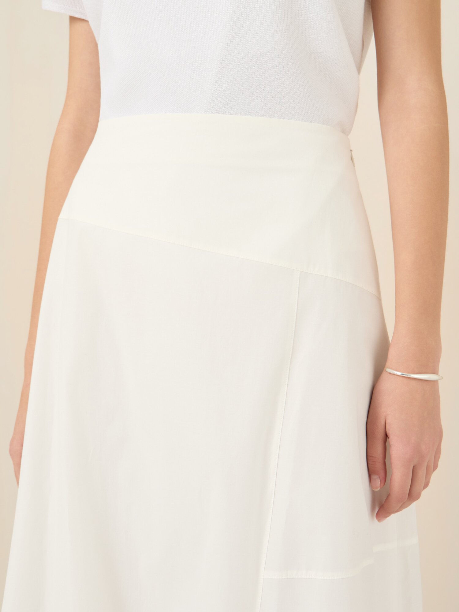 백 밴딩 절개 벌룬 스커트 (WHITE)