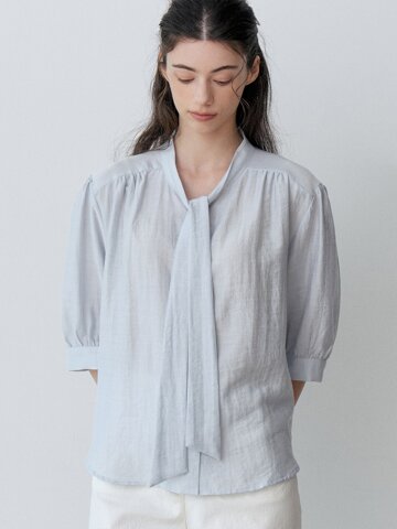 TIE RIBBON SHORT-SLEEVED BLOUSE (SBL)