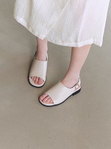 EO2610 Cover Buckle Sandal(2color)