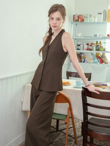 DD_Modern tailored vest and pants set_BROWN