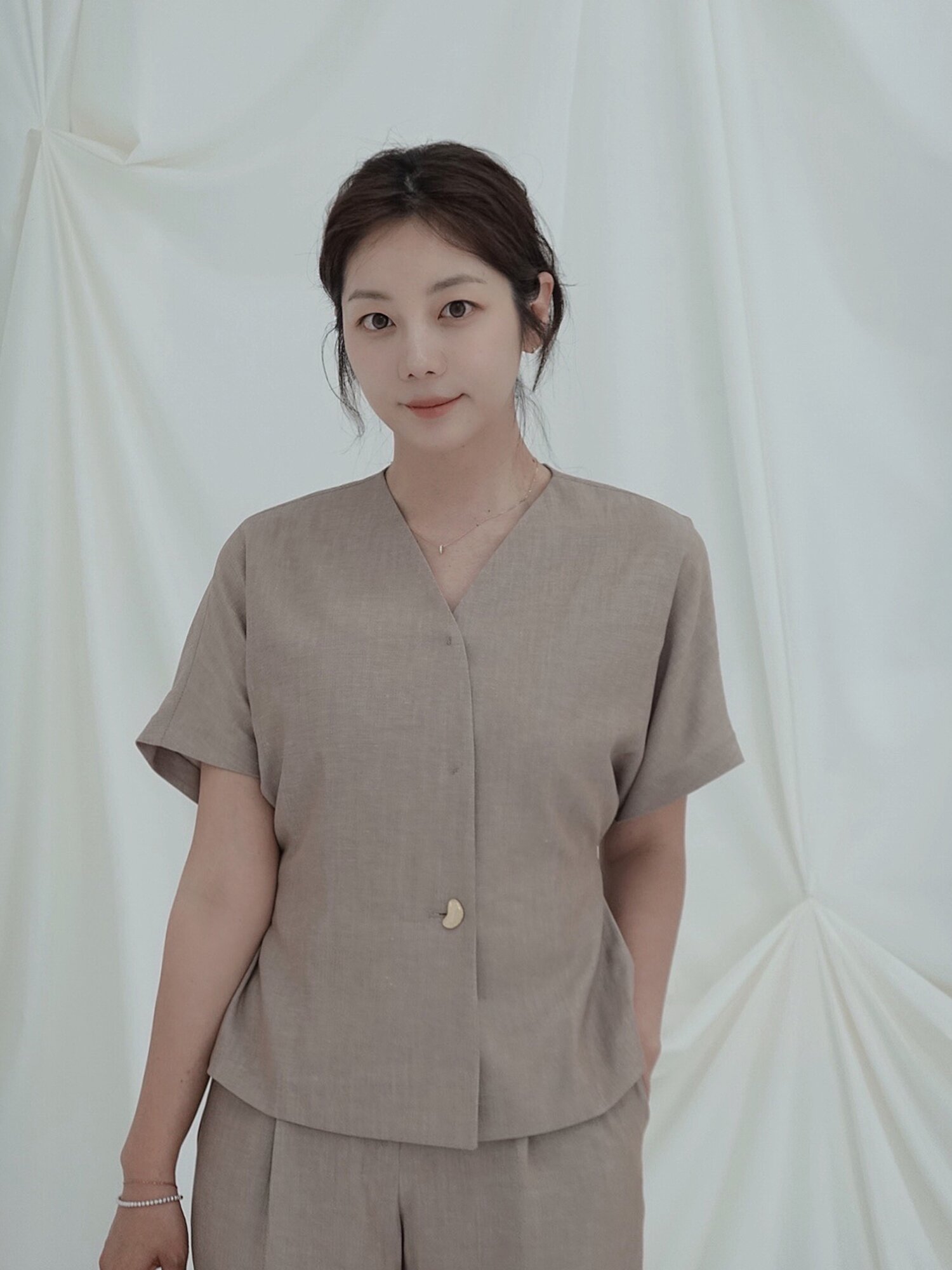 린넨 돌먼 슬리브 브이넥 재킷 (BEIGE)