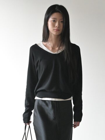 V-NECK LAYRERD KNIT BLACK
