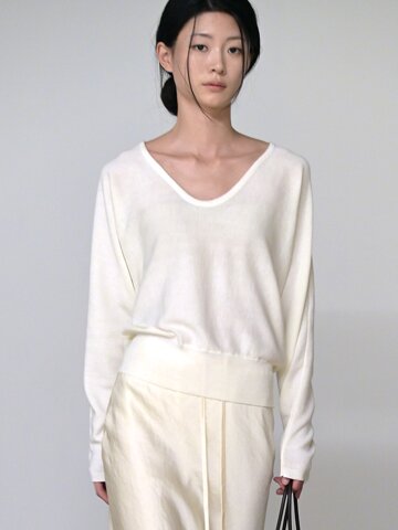 V-NECK LAYRERD KNIT IVORY