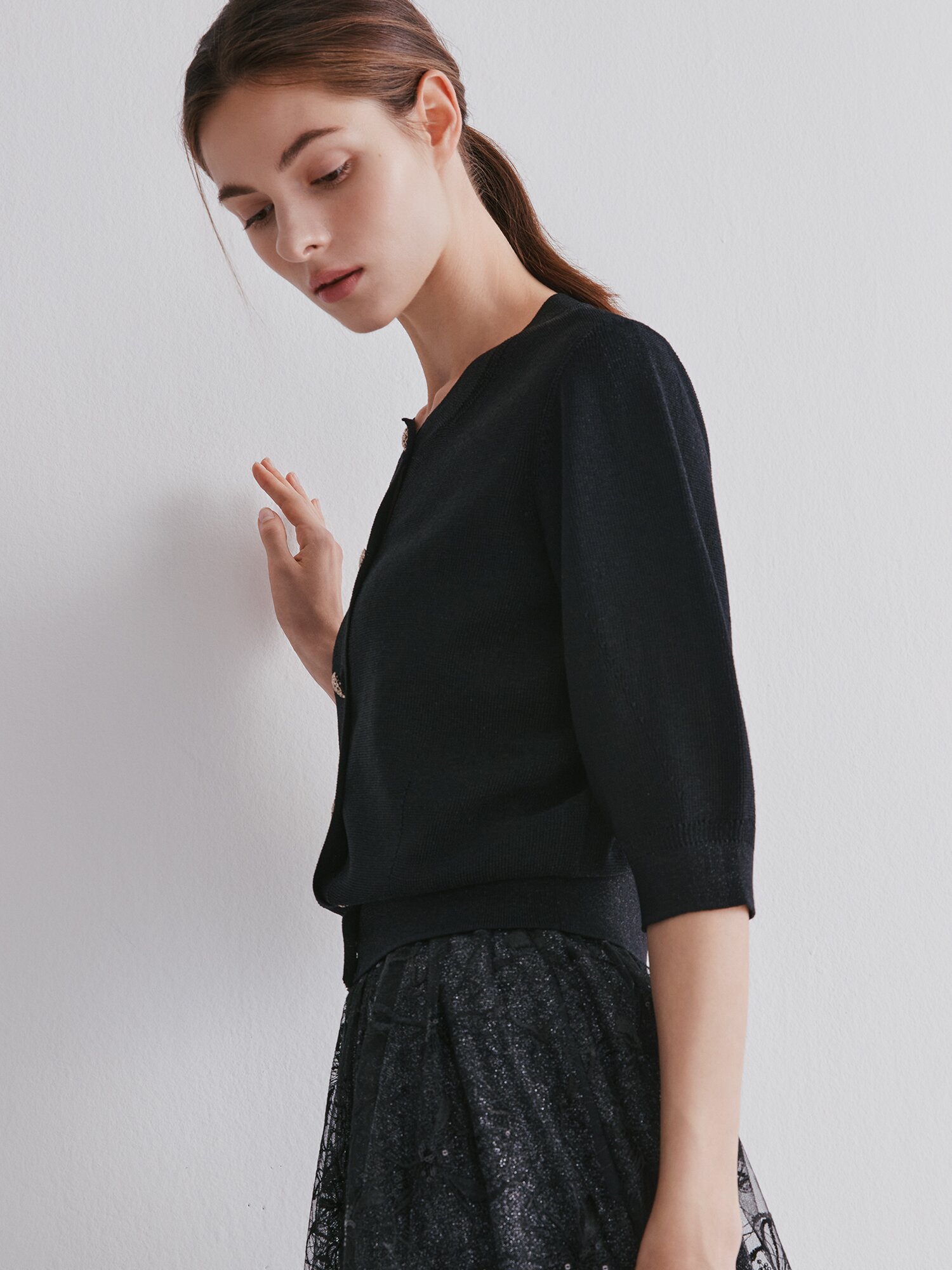 글리터 볼륨 7부 라운드넥 가디건 (BLACK)