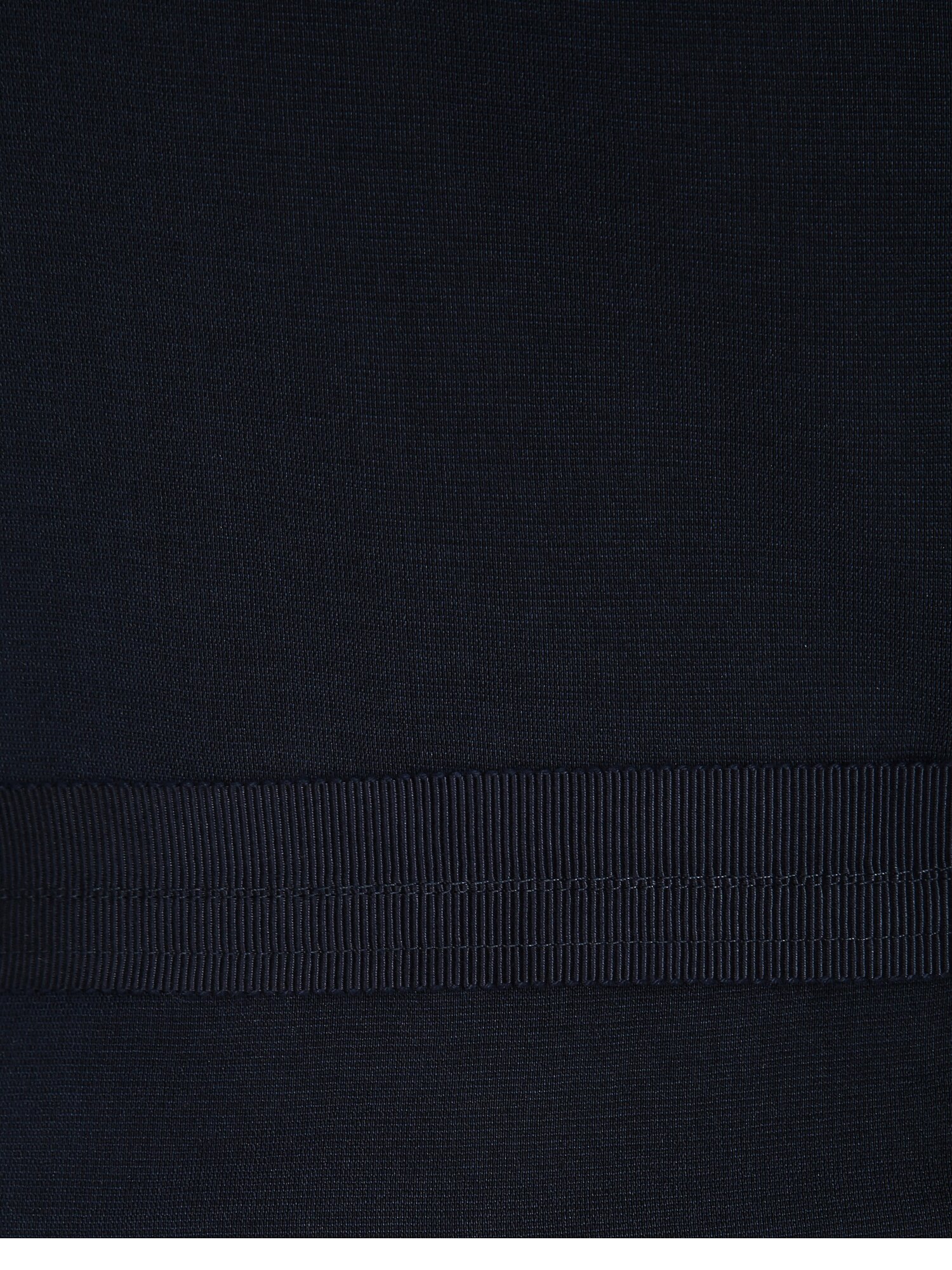 플랩 오픈 칼라 크롭 블라우스 (NAVY)