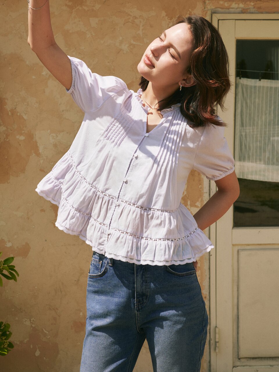[2컬러] 아이리스 레이스 블라우스